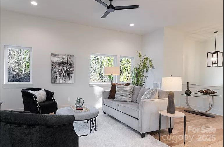 17 Macallan Lane - Photo 4