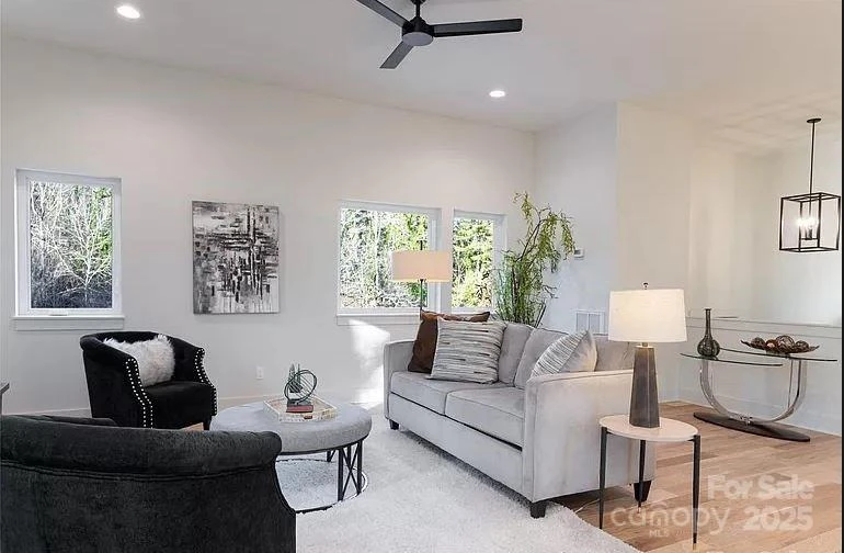 17 Macallan Lane - Photo 4