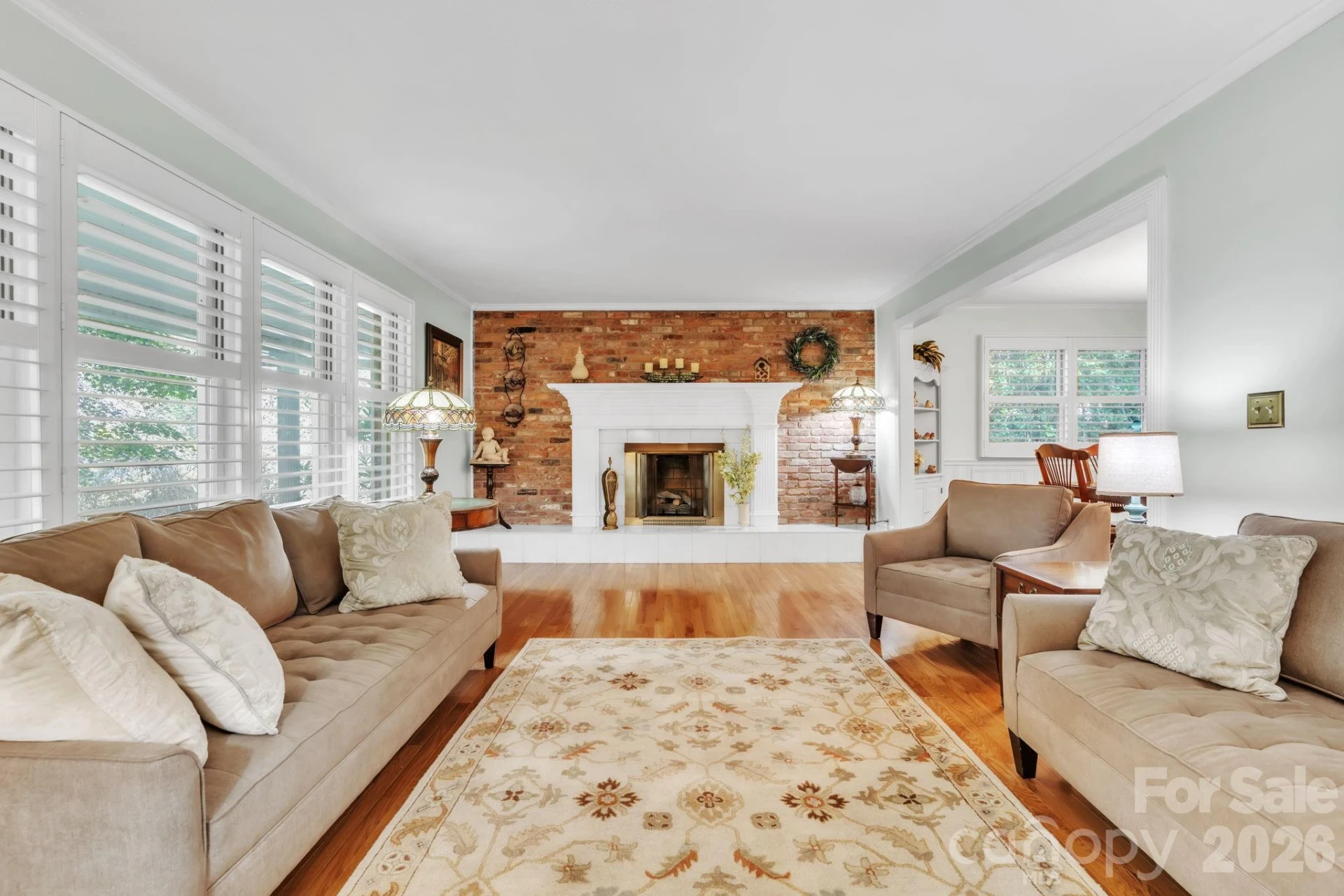 219 Raintree Drive - Photo 3