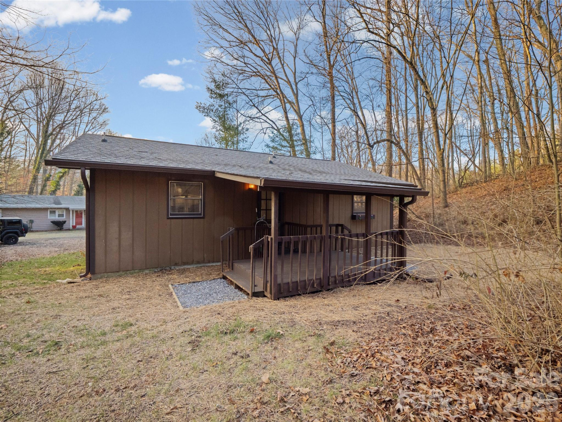 81 Fairview Heights - Photo 2
