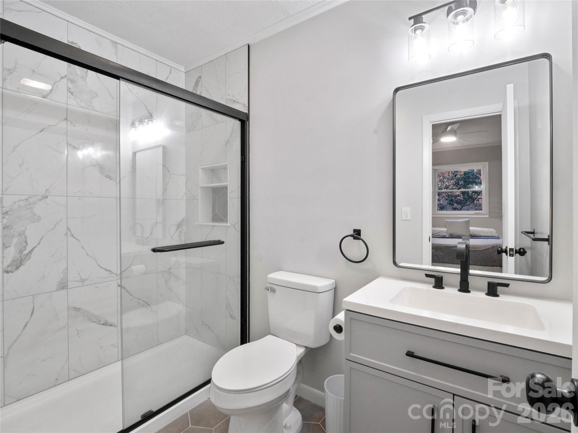 81 Fairview Heights - Photo 17