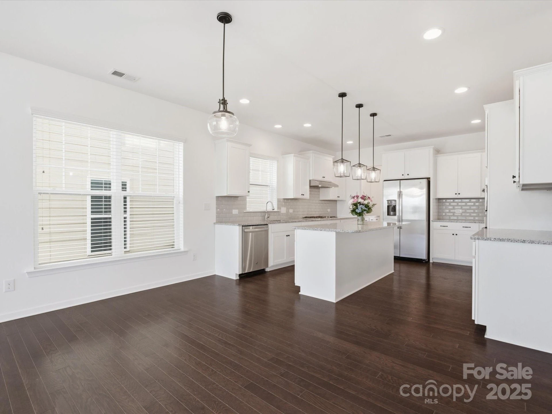 1005 Argentium Way - Photo 11