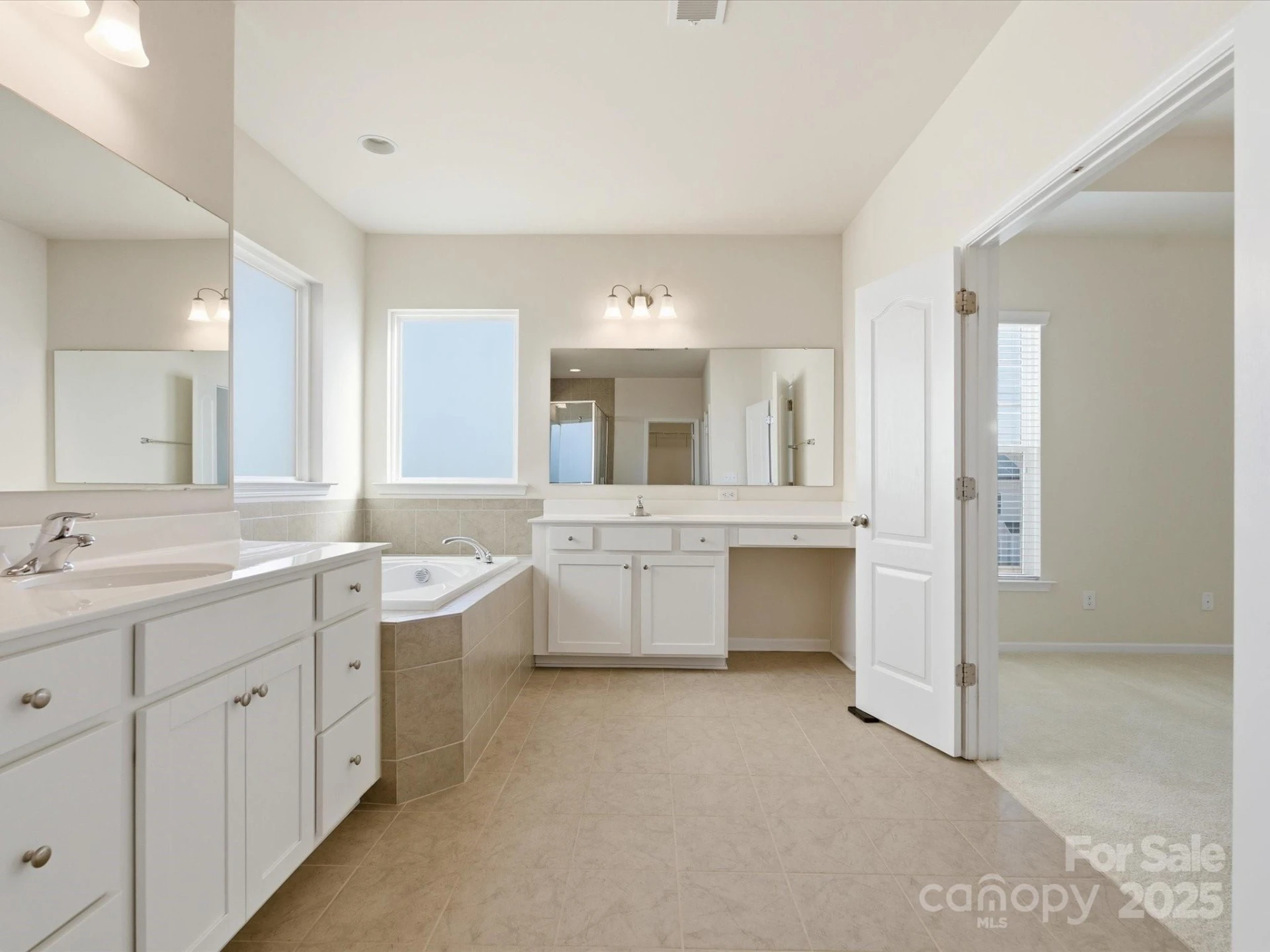 1005 Argentium Way - Photo 22