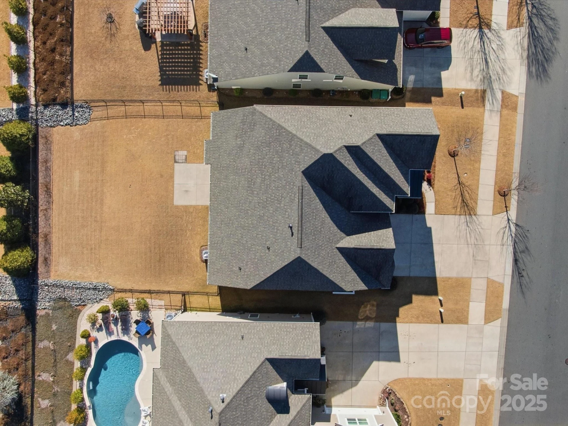 1005 Argentium Way - Photo 38