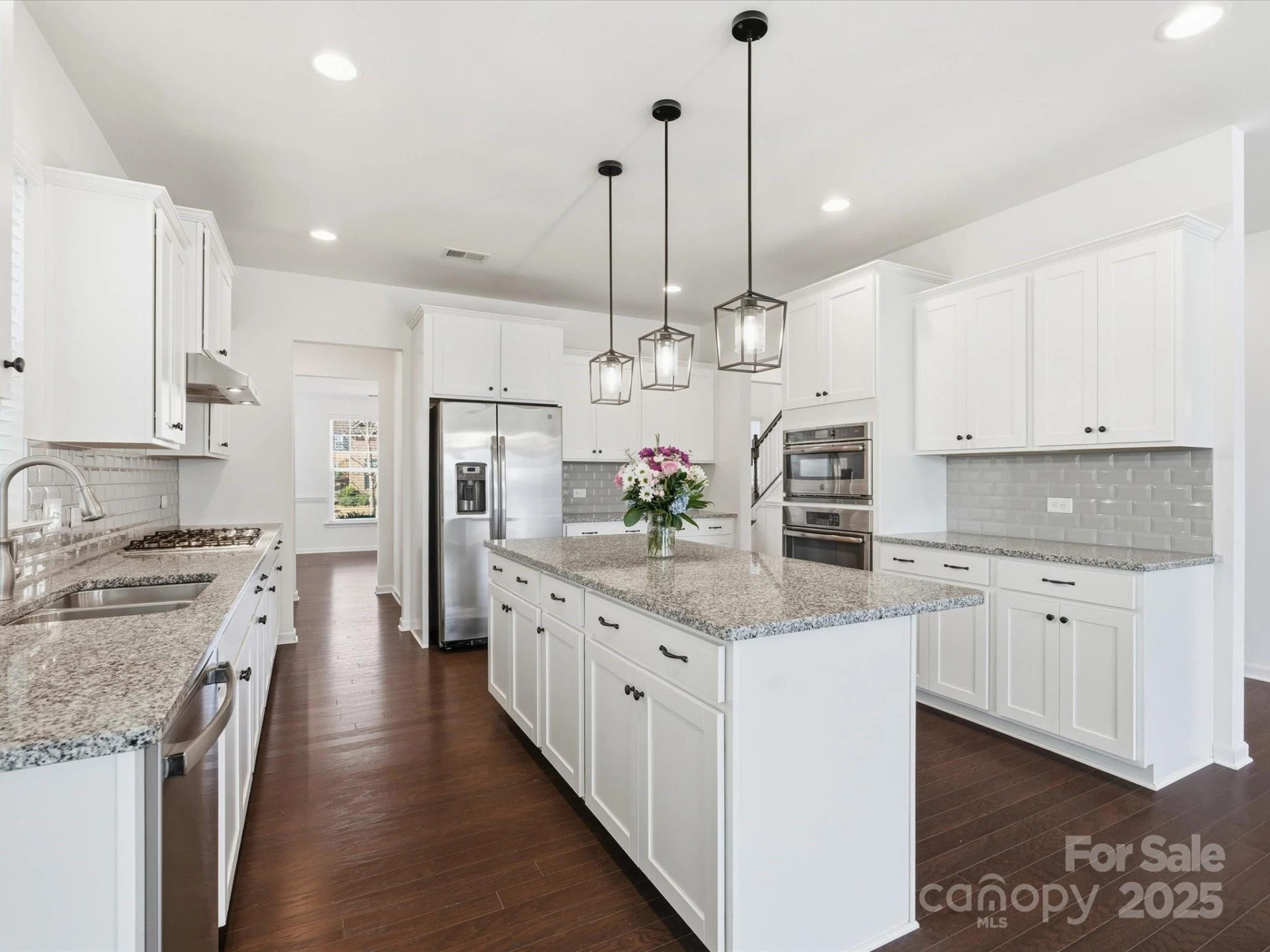 1005 Argentium Way - Photo 9
