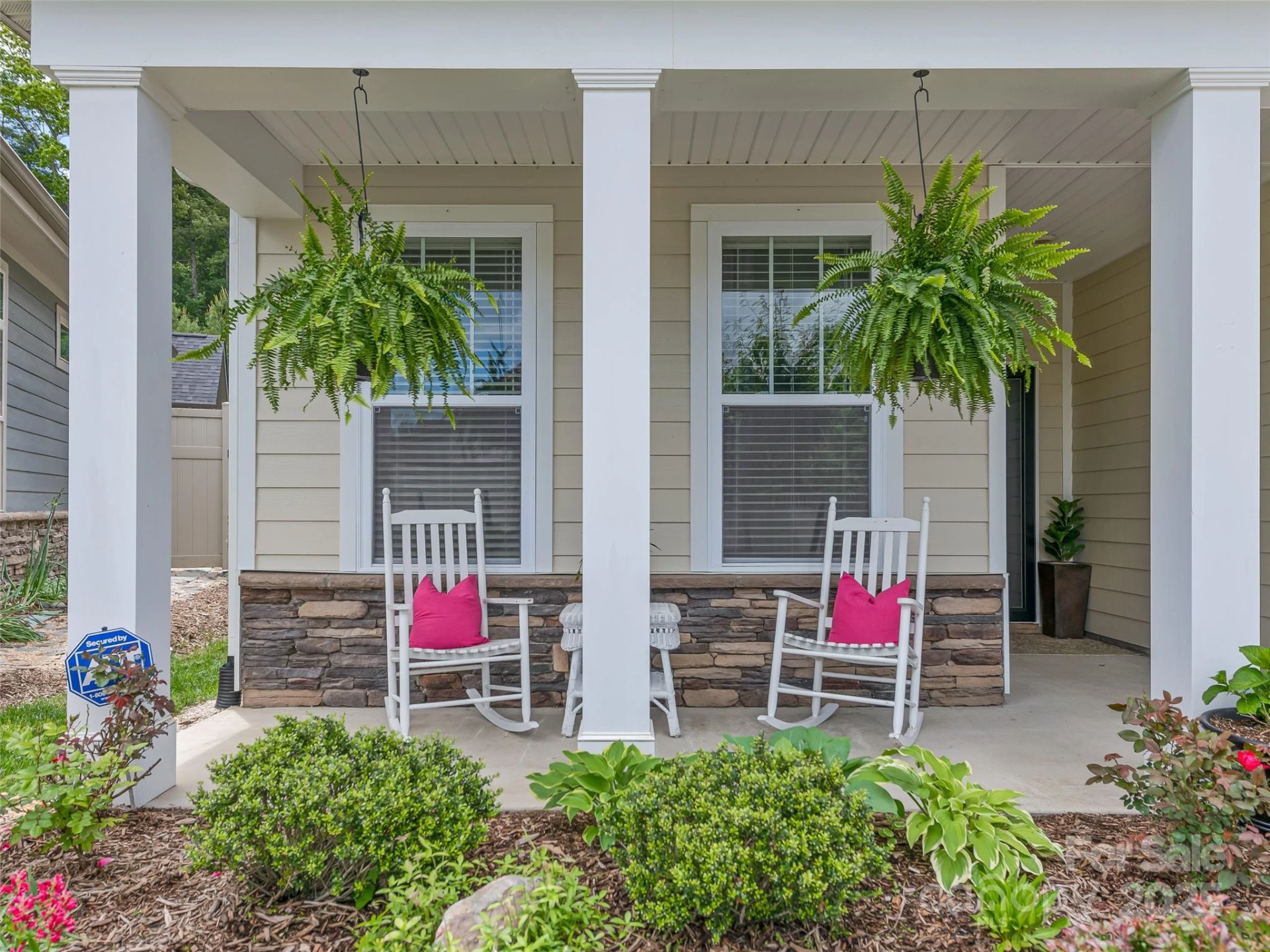 640 Summerfield Place - Photo 3