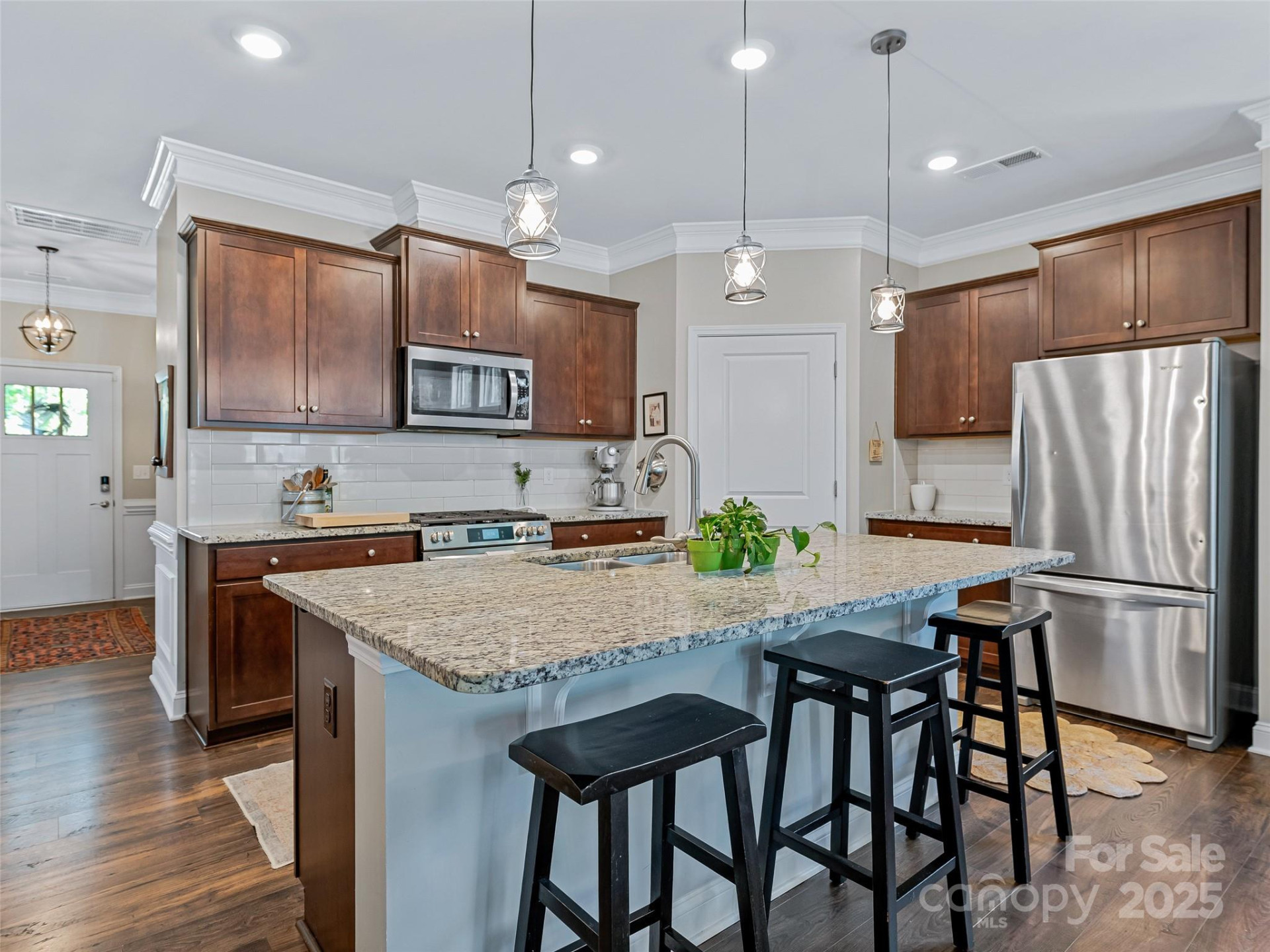 640 Summerfield Place - Photo 6