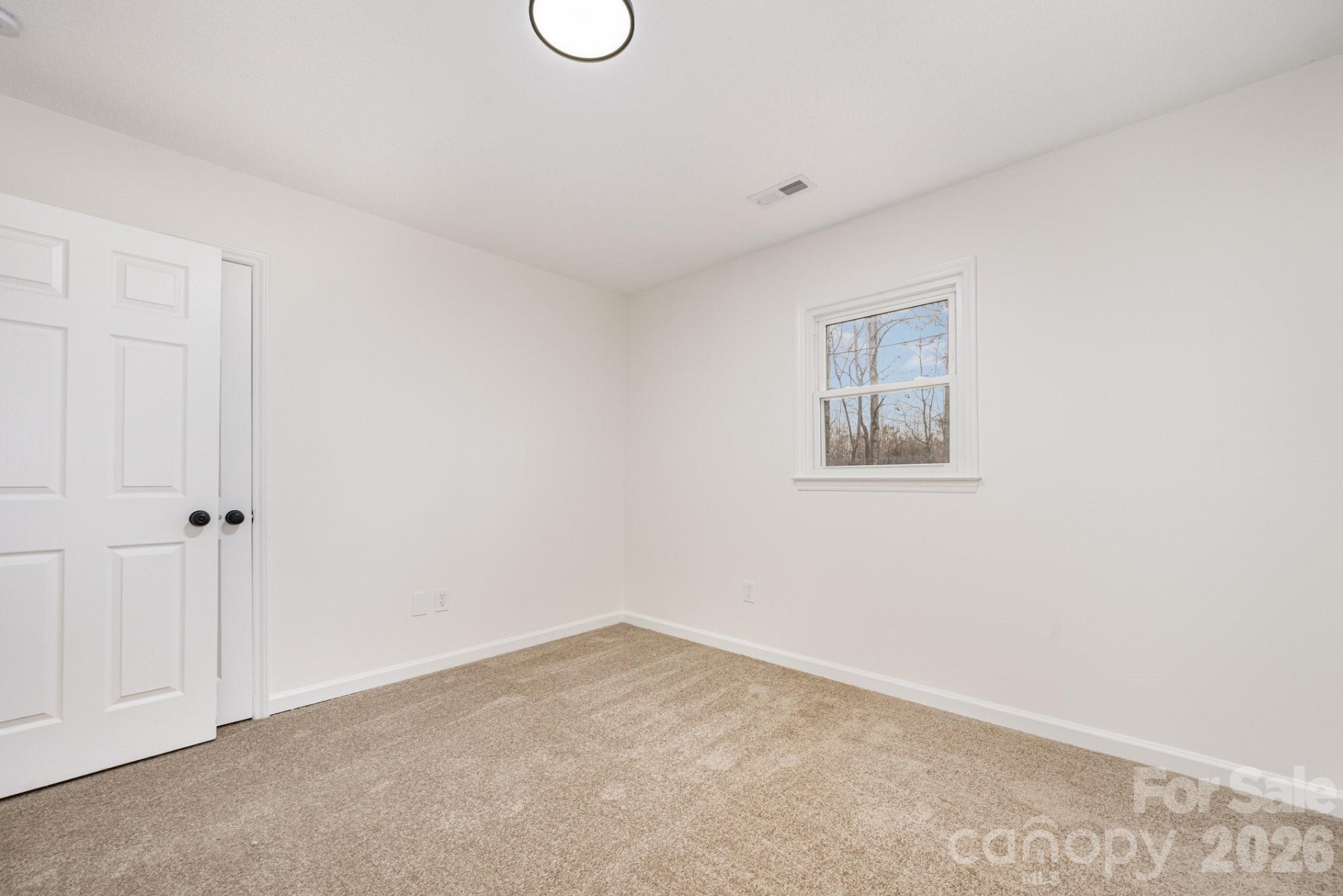 142 Winchester Drive - Photo 12