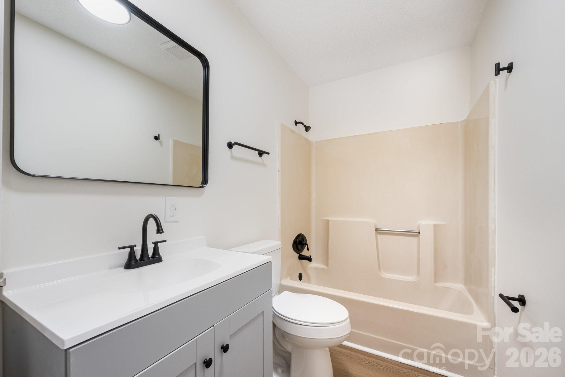 142 Winchester Drive - Photo 14