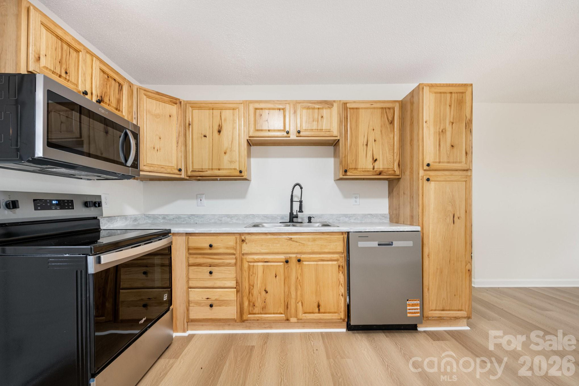 142 Winchester Drive - Photo 7