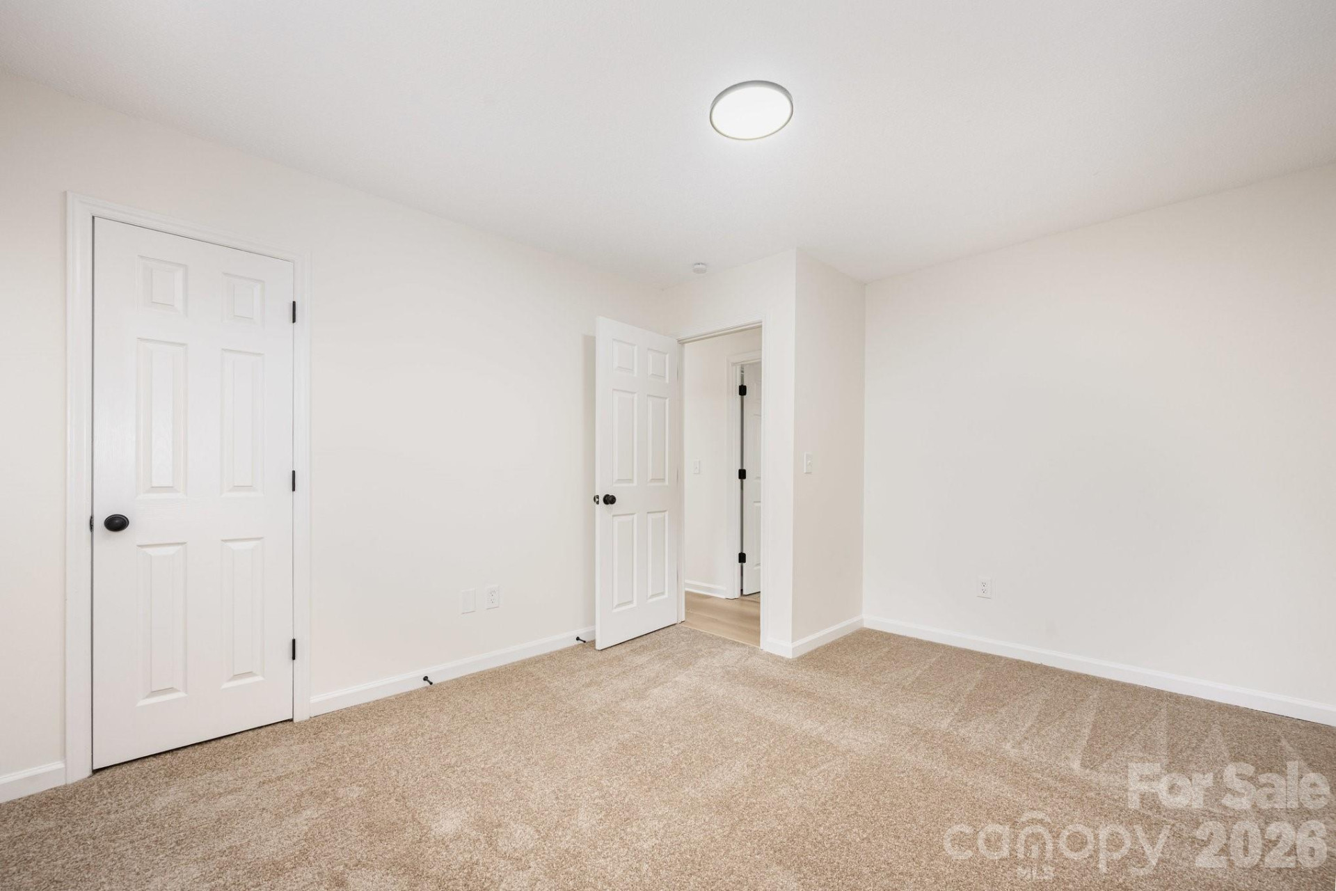 142 Winchester Drive - Photo 9