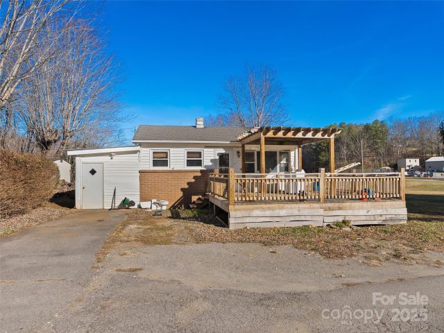 36 Lambert Lane, Canton, NC, 28716