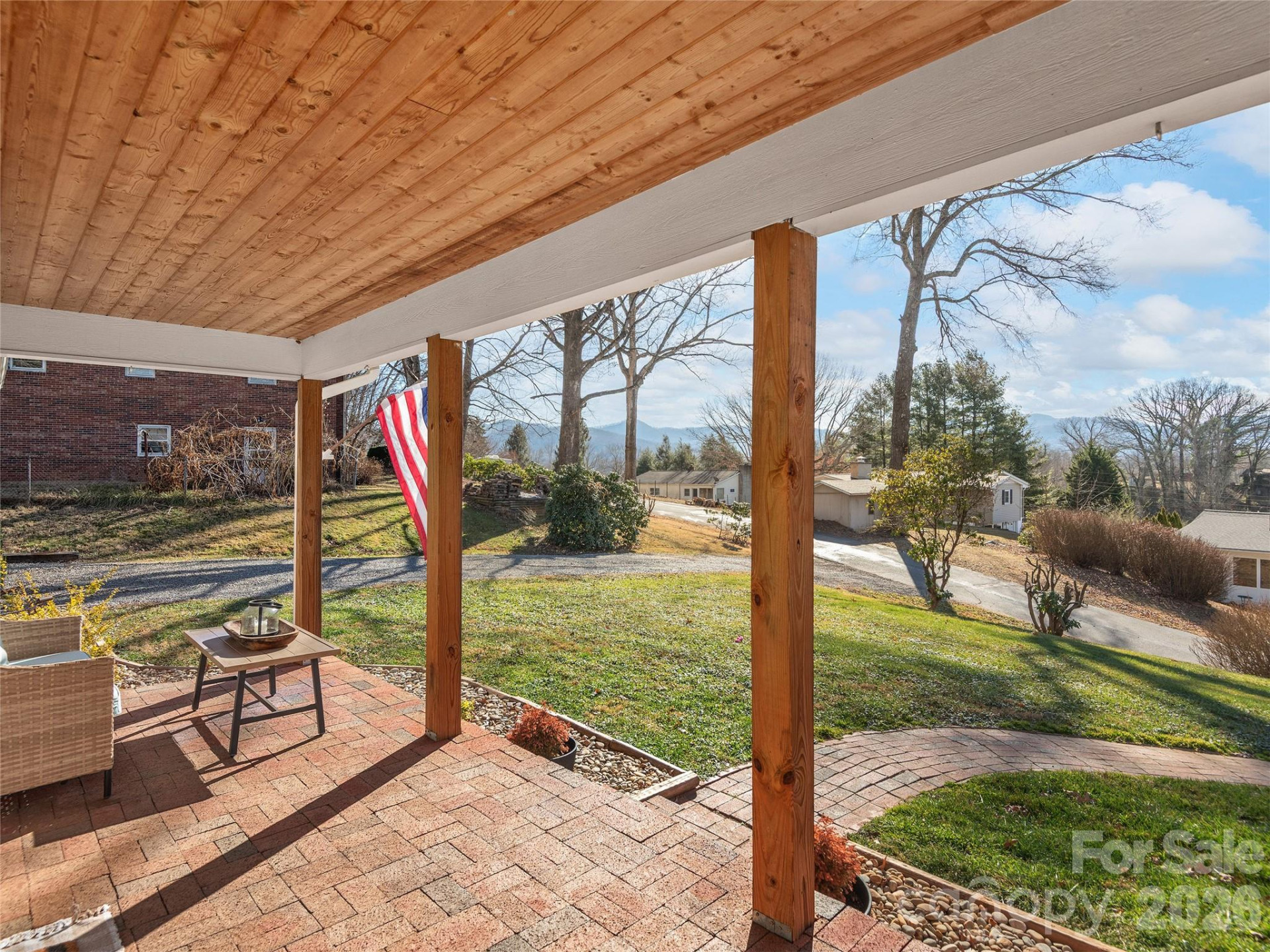 13 Eastwood Drive - Photo 3