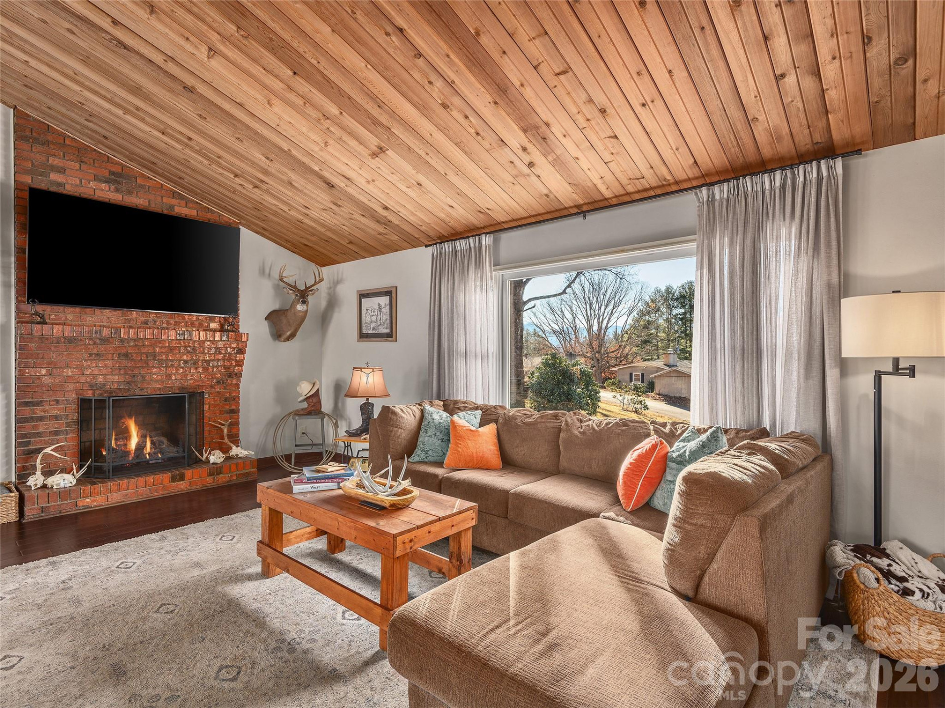 13 Eastwood Drive - Photo 5