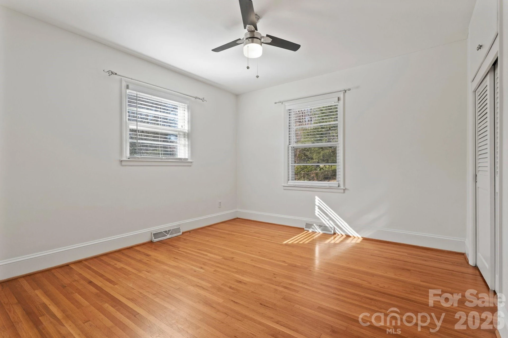 1127 Westchester Boulevard - Photo 21