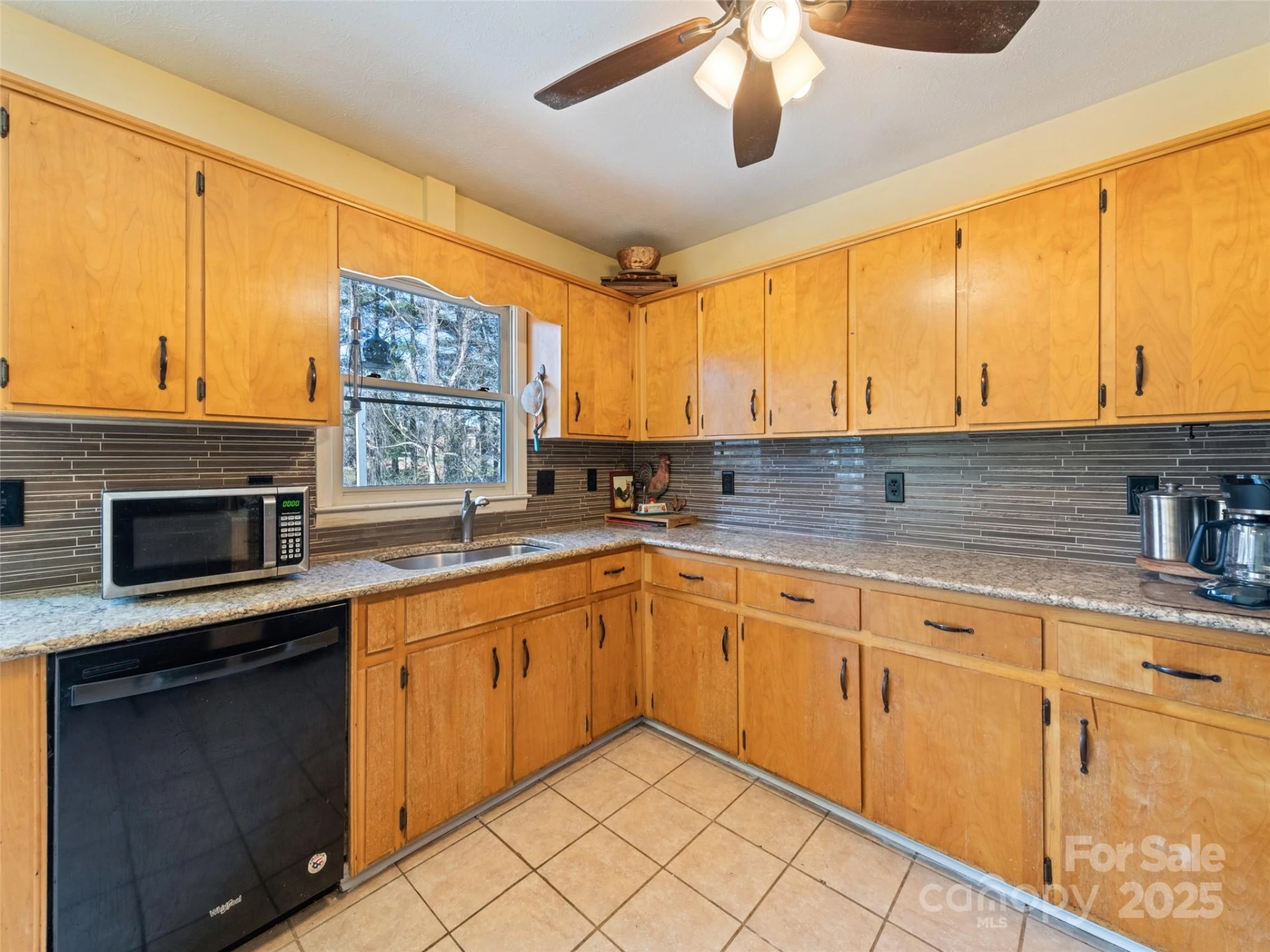 140 Oakdale Road - Photo 15