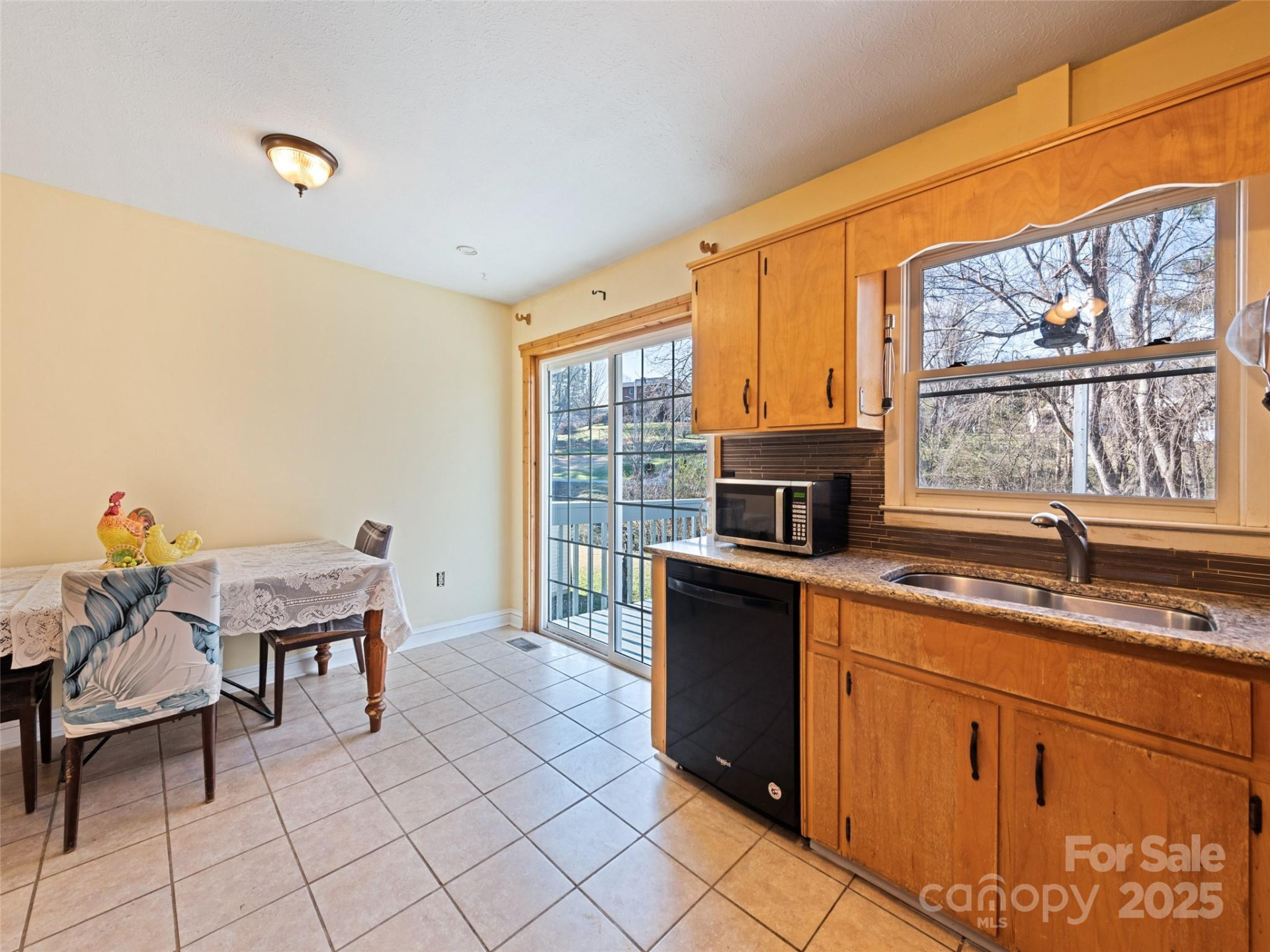140 Oakdale Road - Photo 16