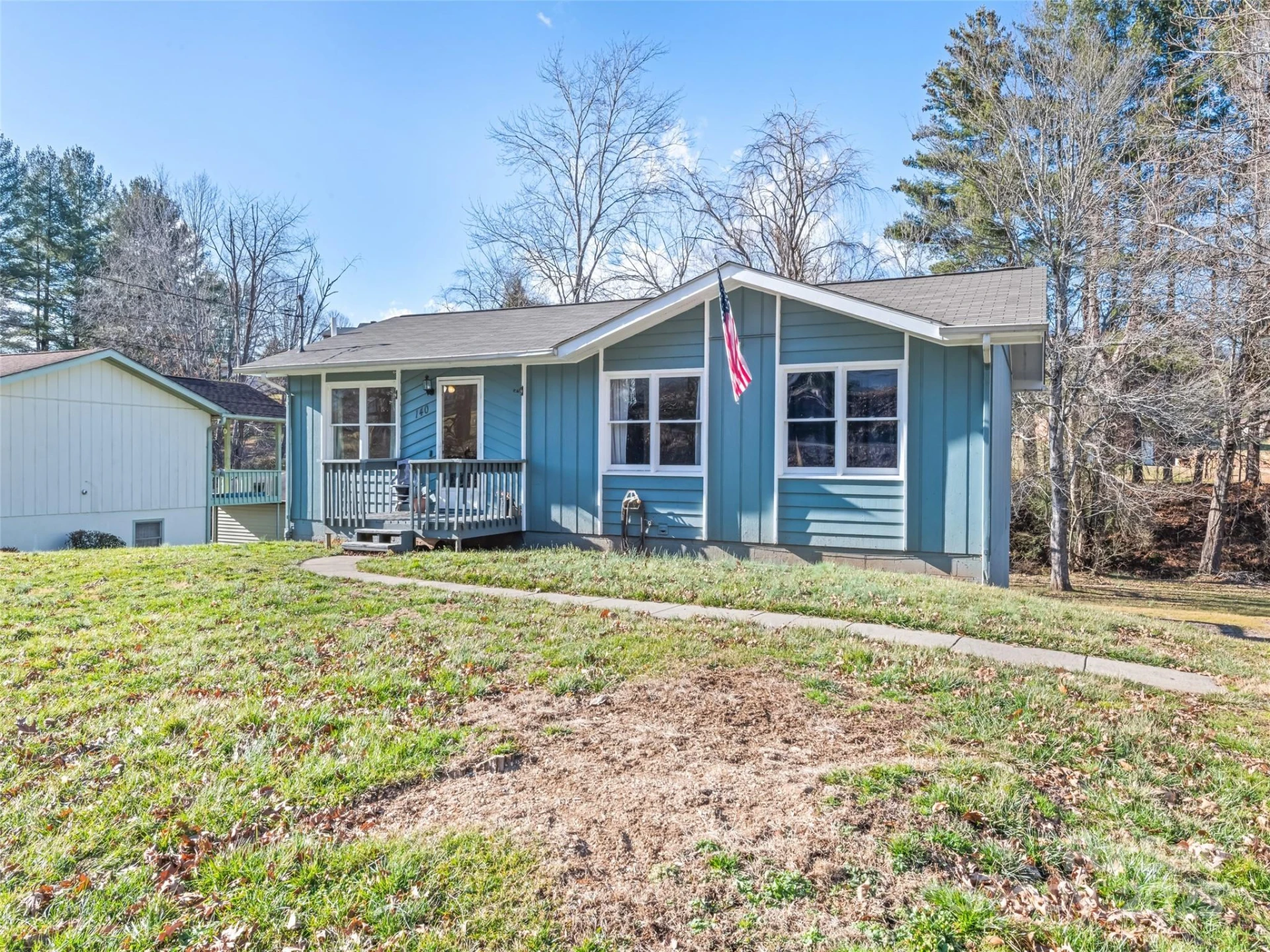 140 Oakdale Road - Photo 3