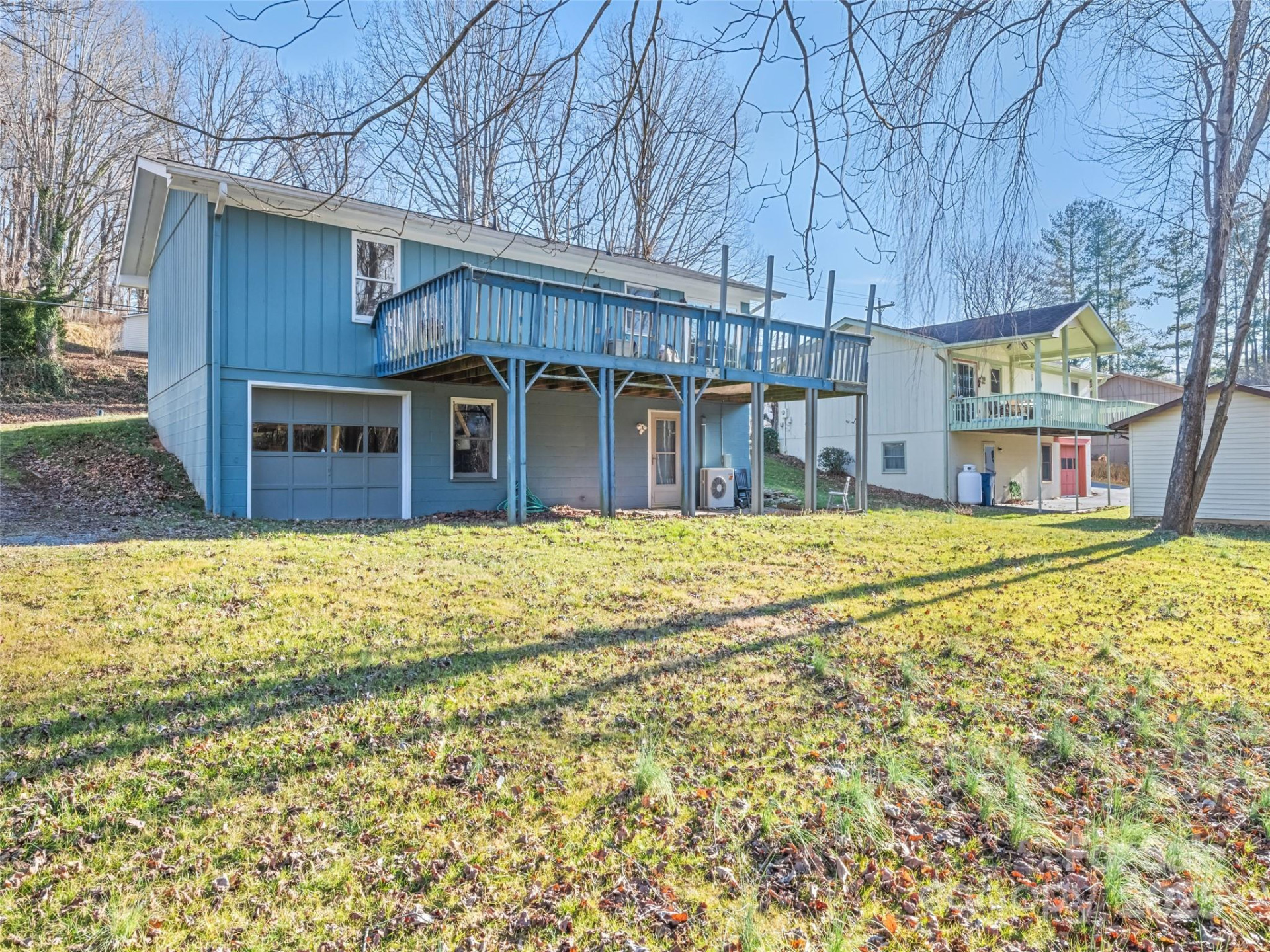 140 Oakdale Road - Photo 4