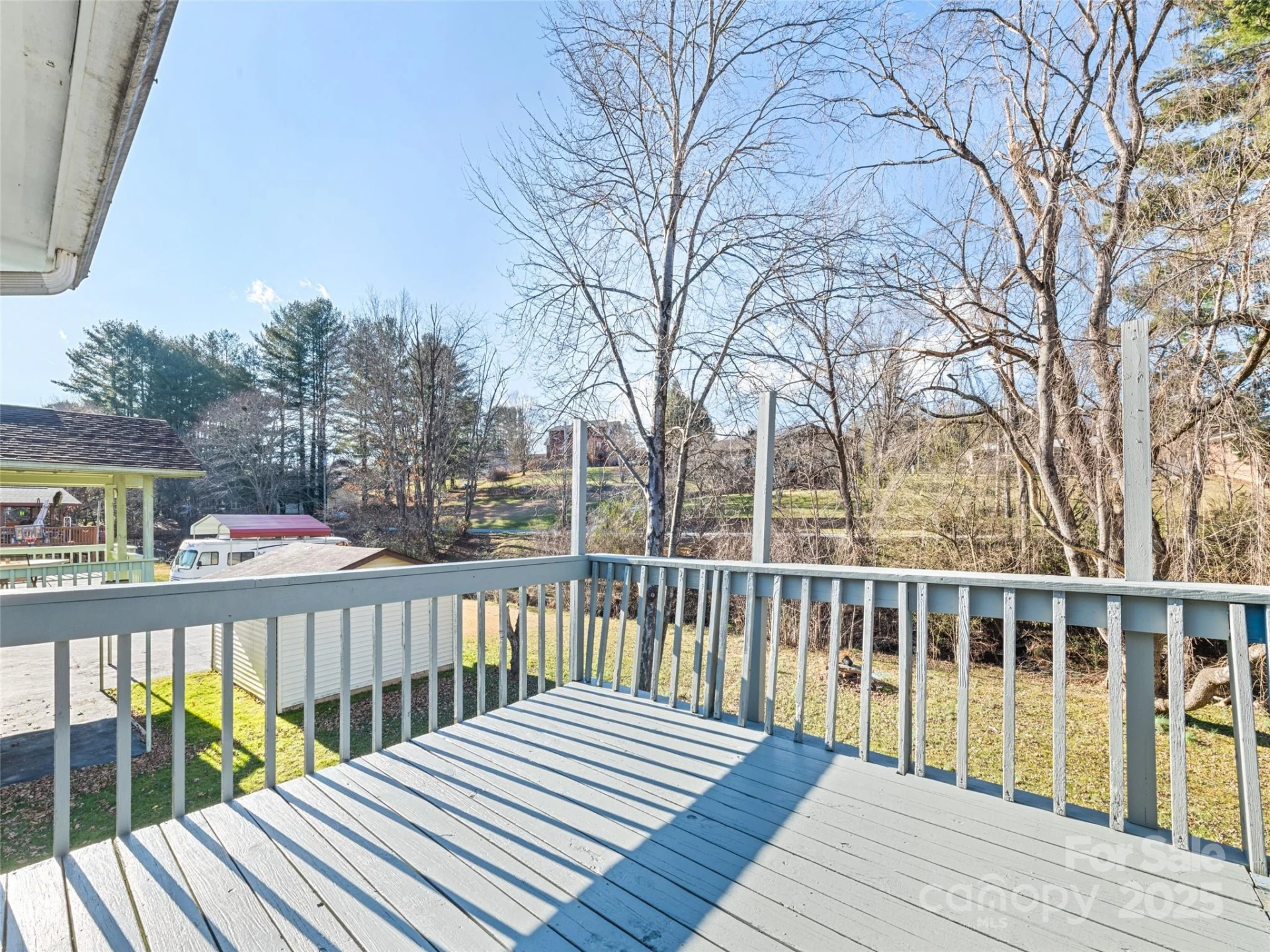 140 Oakdale Road - Photo 7