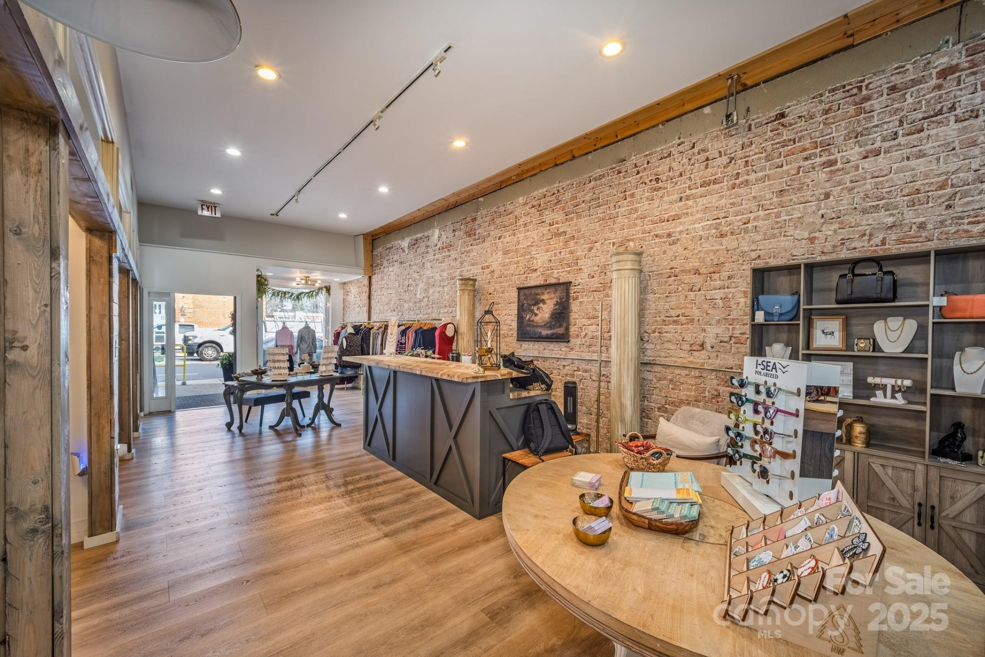 12 Main Street - Photo 15