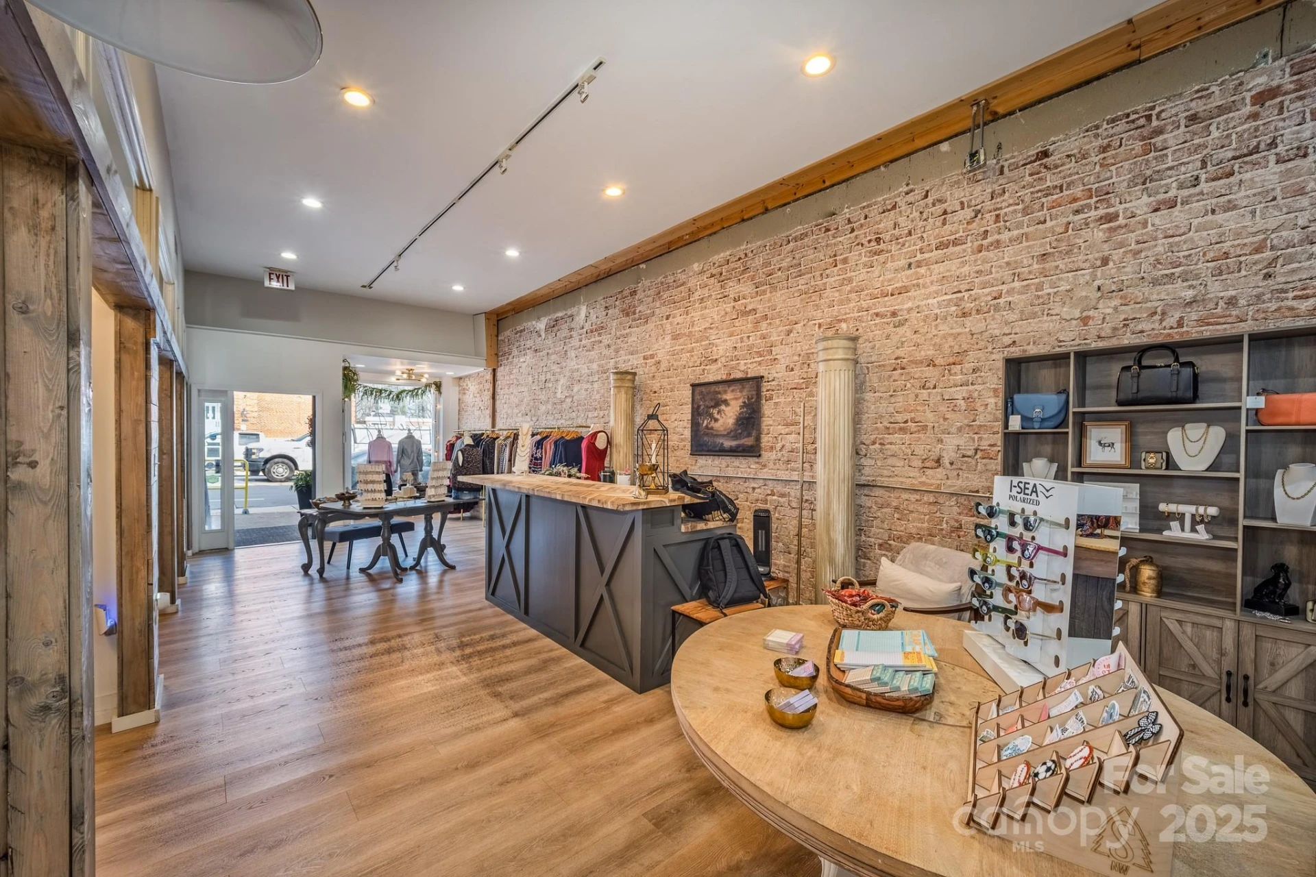 12 Main Street - Photo 15
