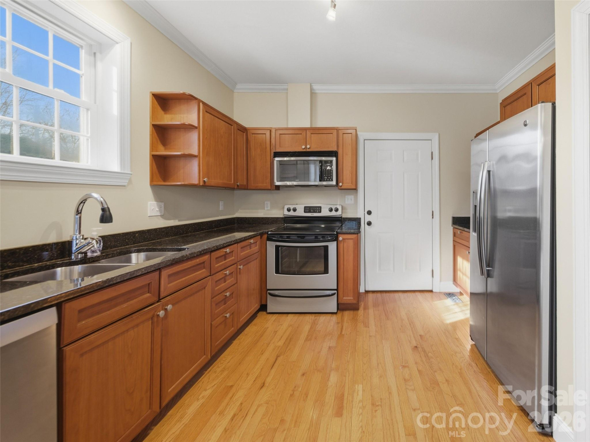 92 Middlemont Avenue - Photo 15