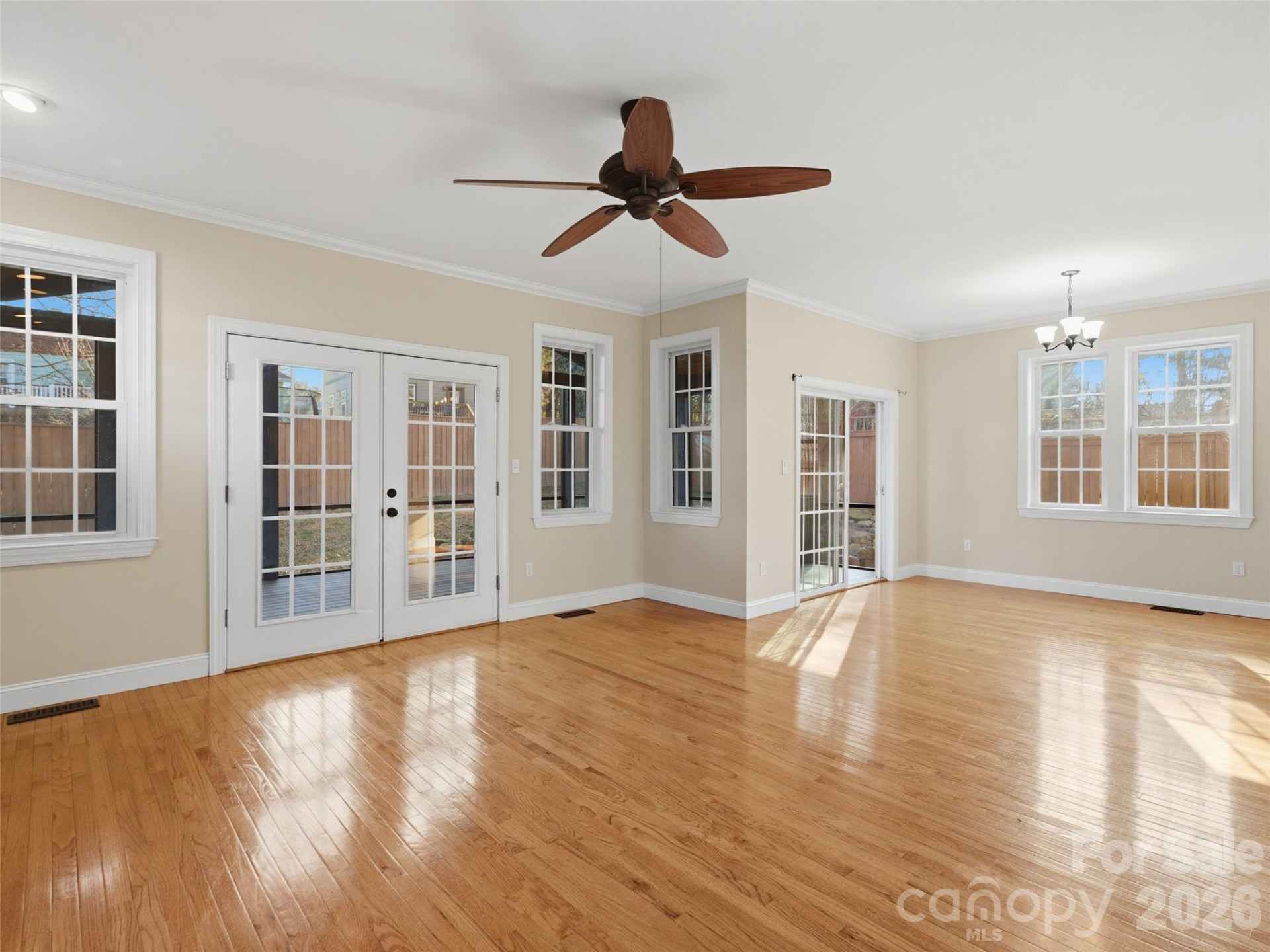 92 Middlemont Avenue - Photo 10