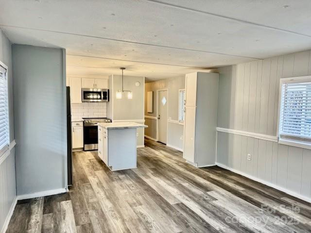 350 39th Street Place - Photo 8