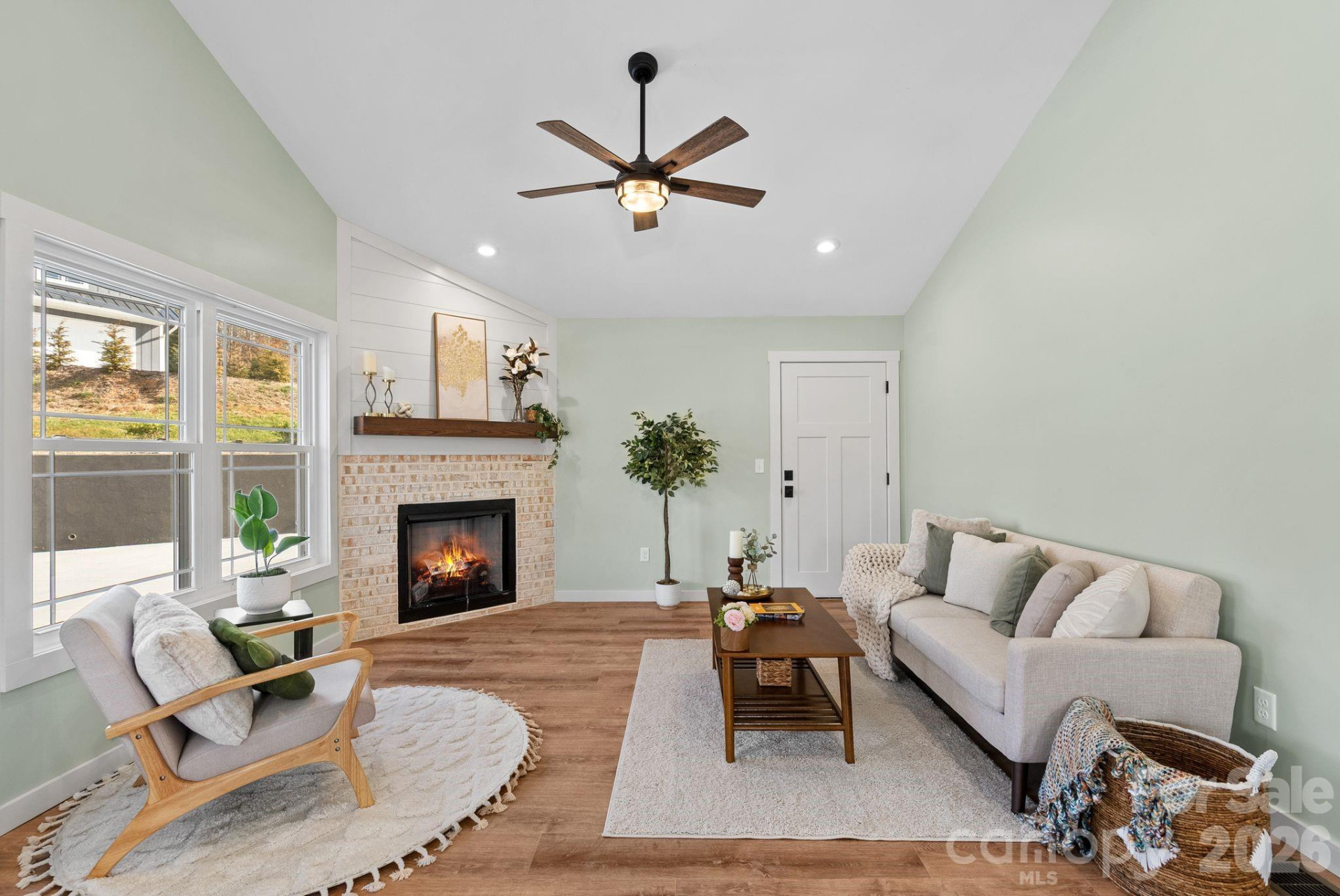 56 White Oak Place - Photo 3