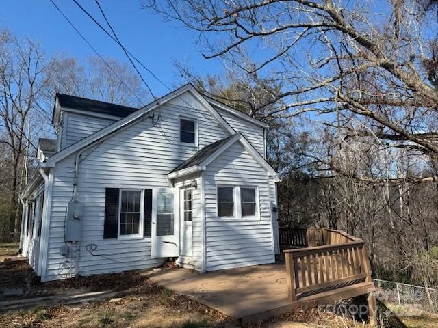 171 Oakdale Drive - Photo 2