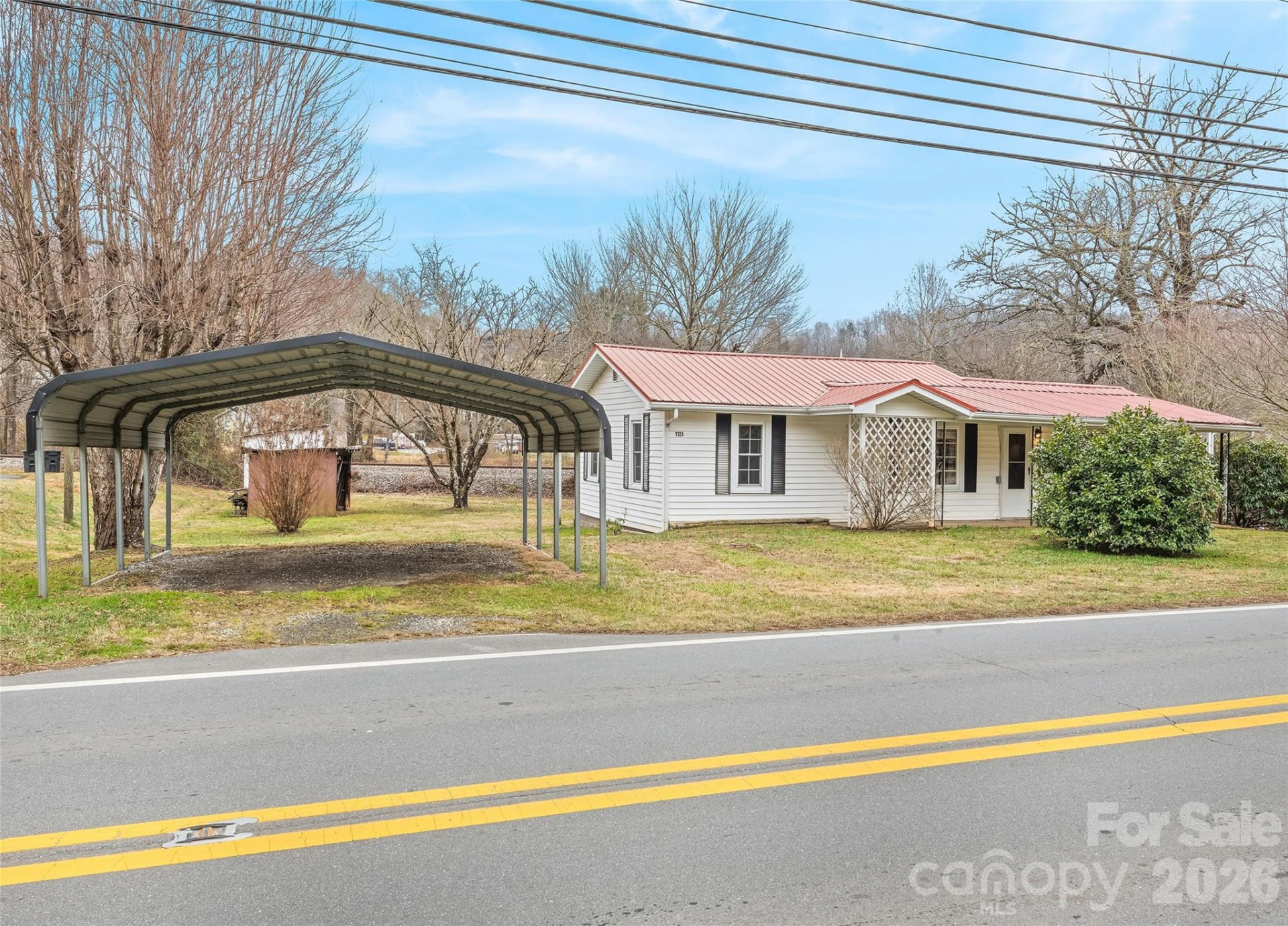 1124 Skyland Drive - Photo 3