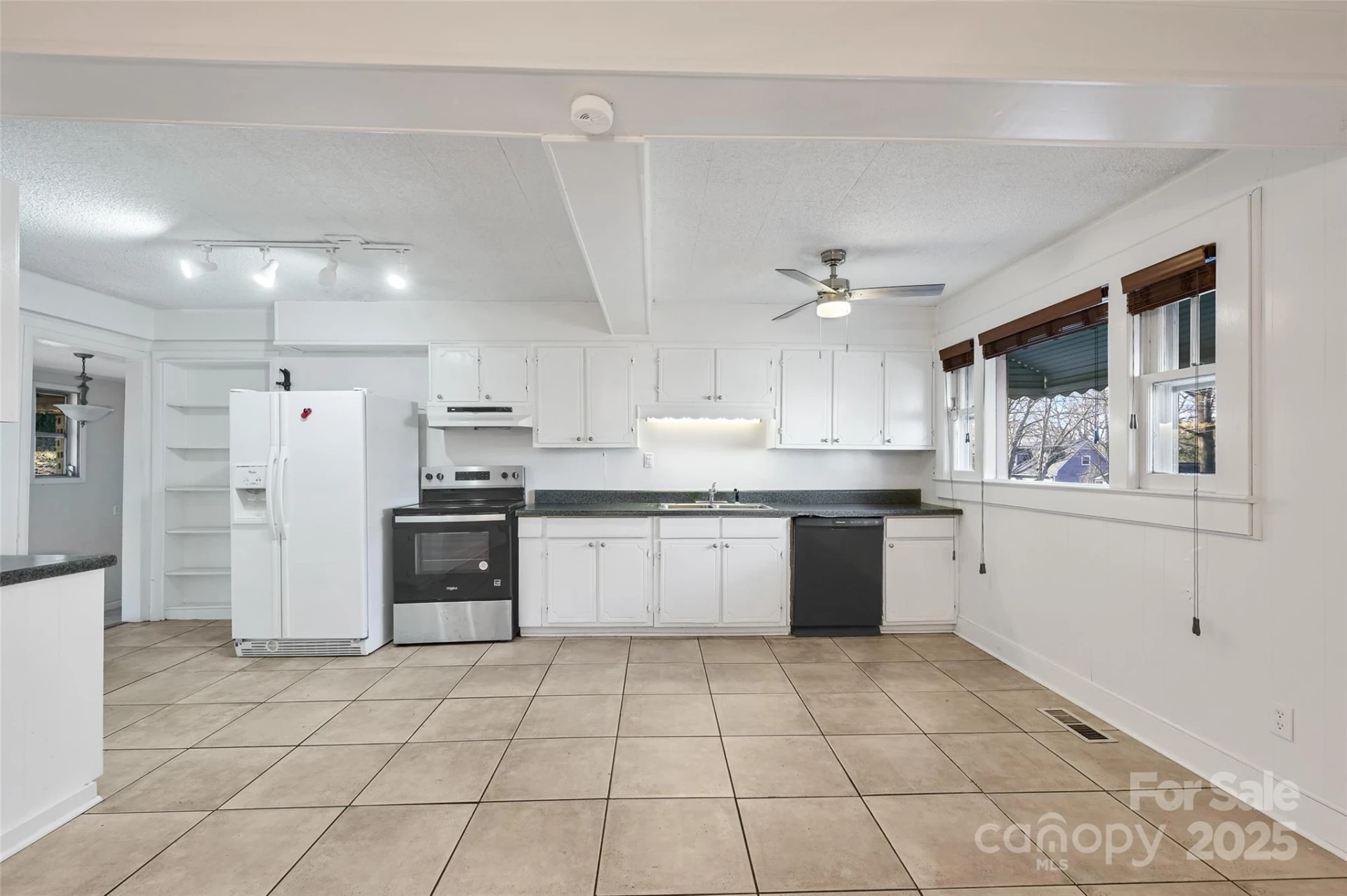 170 Birch Lane - Photo 13