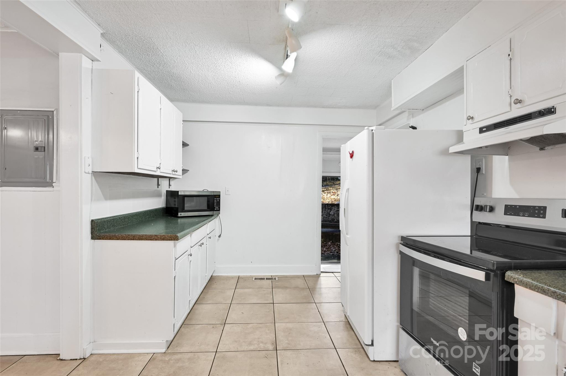 170 Birch Lane - Photo 14