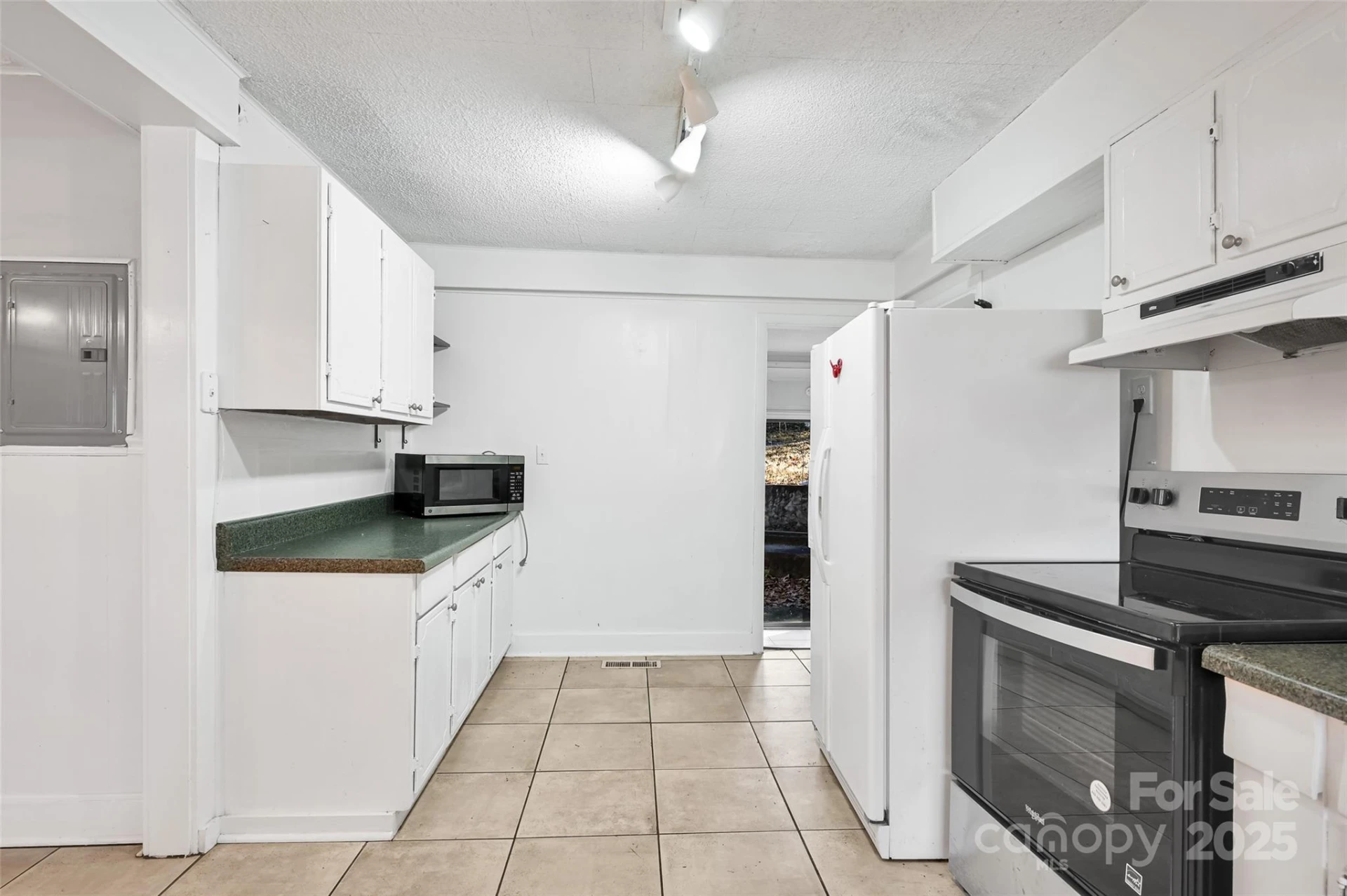 170 Birch Lane - Photo 14