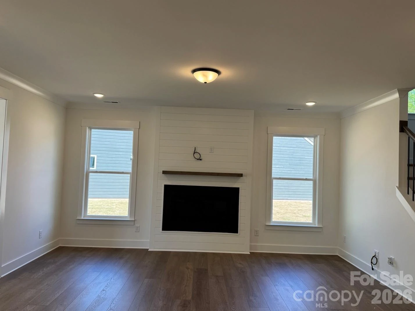 5076 McLaughlin Loop - Photo 4