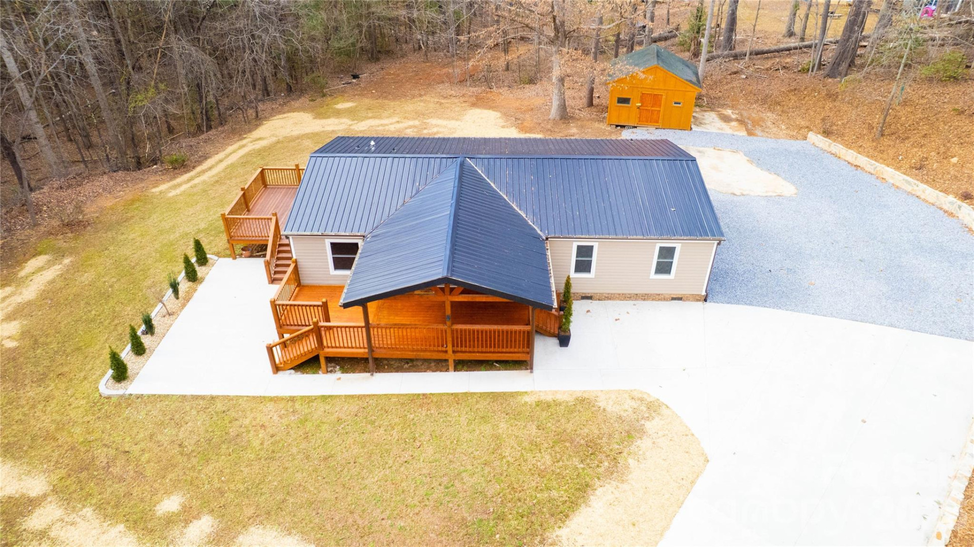 1380 Jacobs Lane - Photo 2