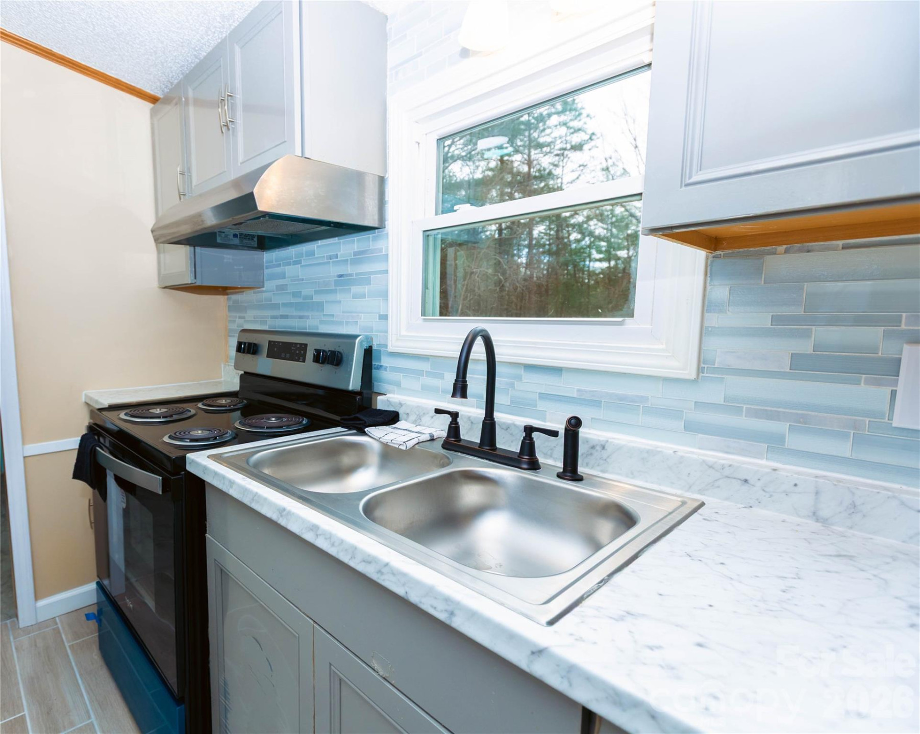 1380 Jacobs Lane - Photo 15