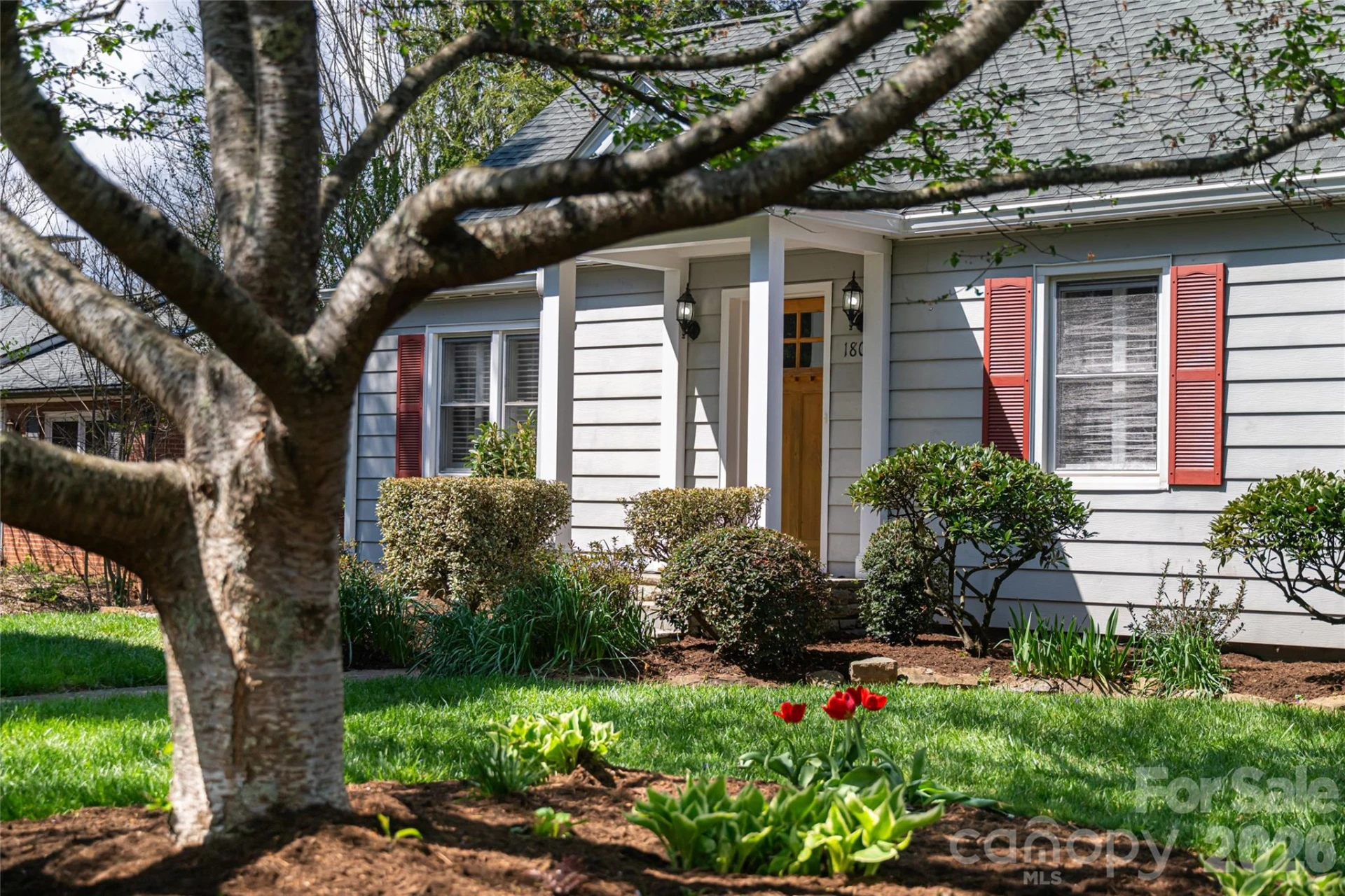 180 Marlborough Road - Photo 3
