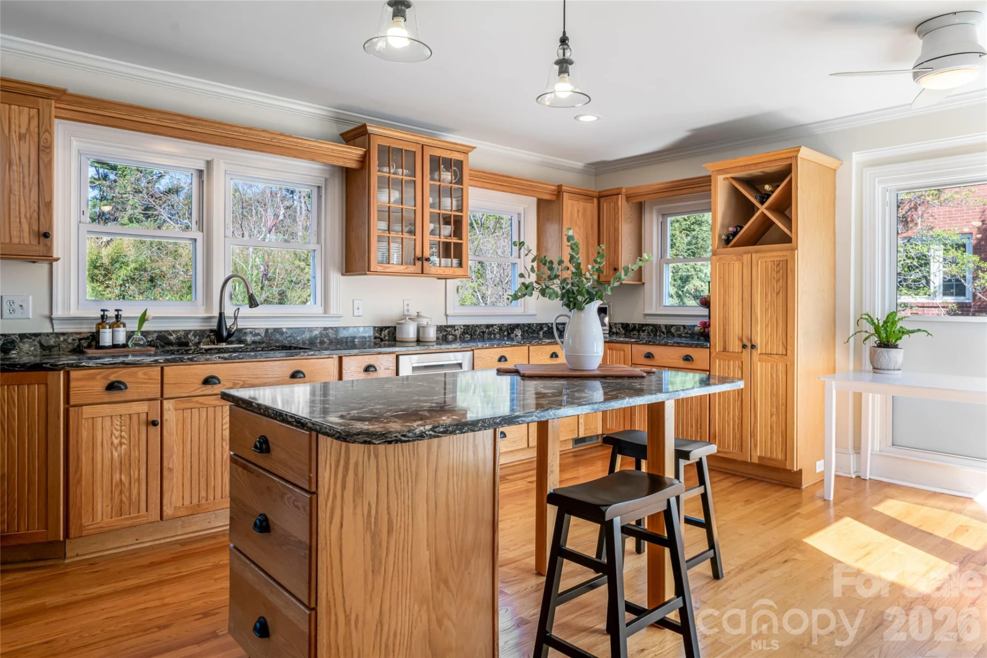 180 Marlborough Road - Photo 8
