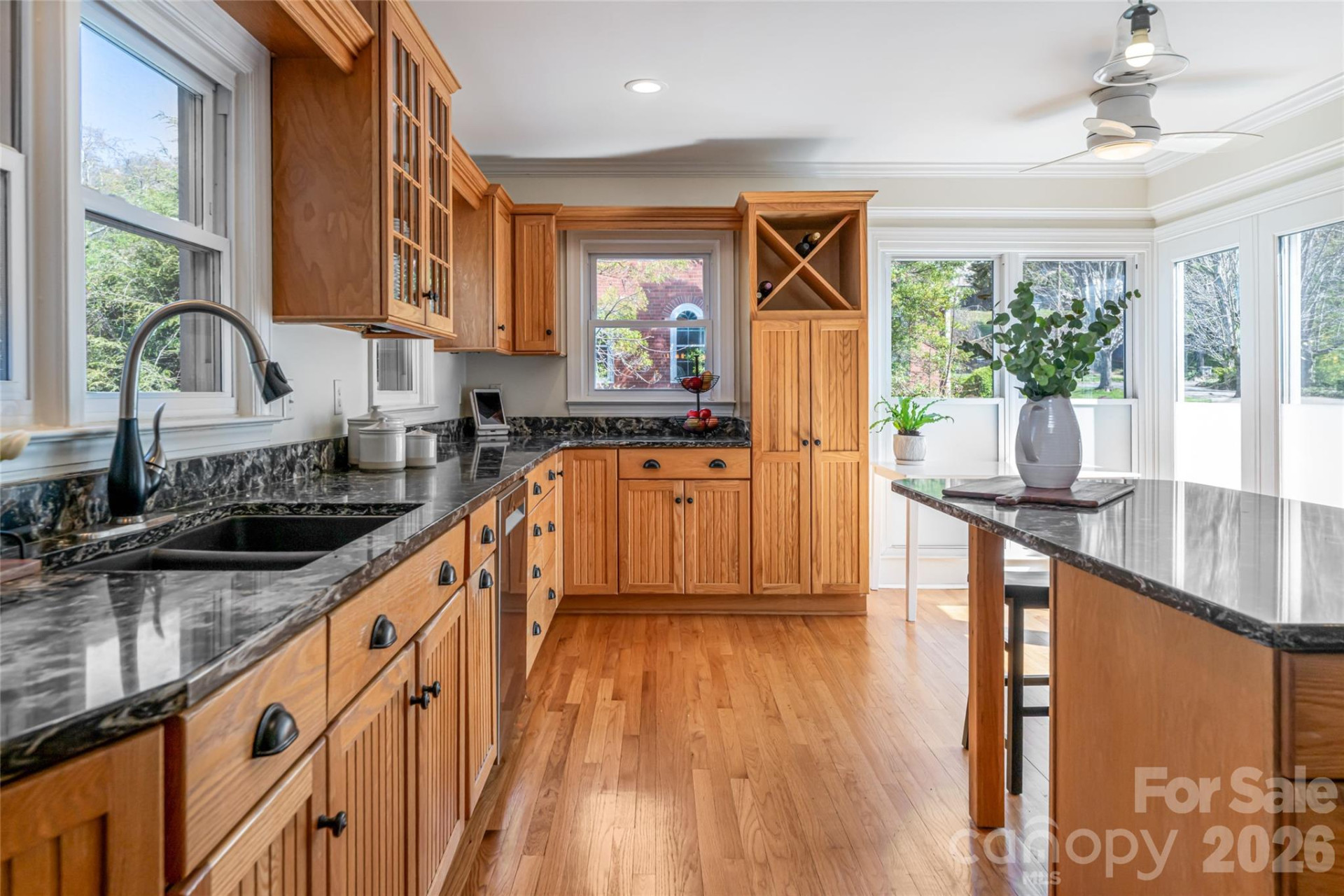180 Marlborough Road - Photo 10