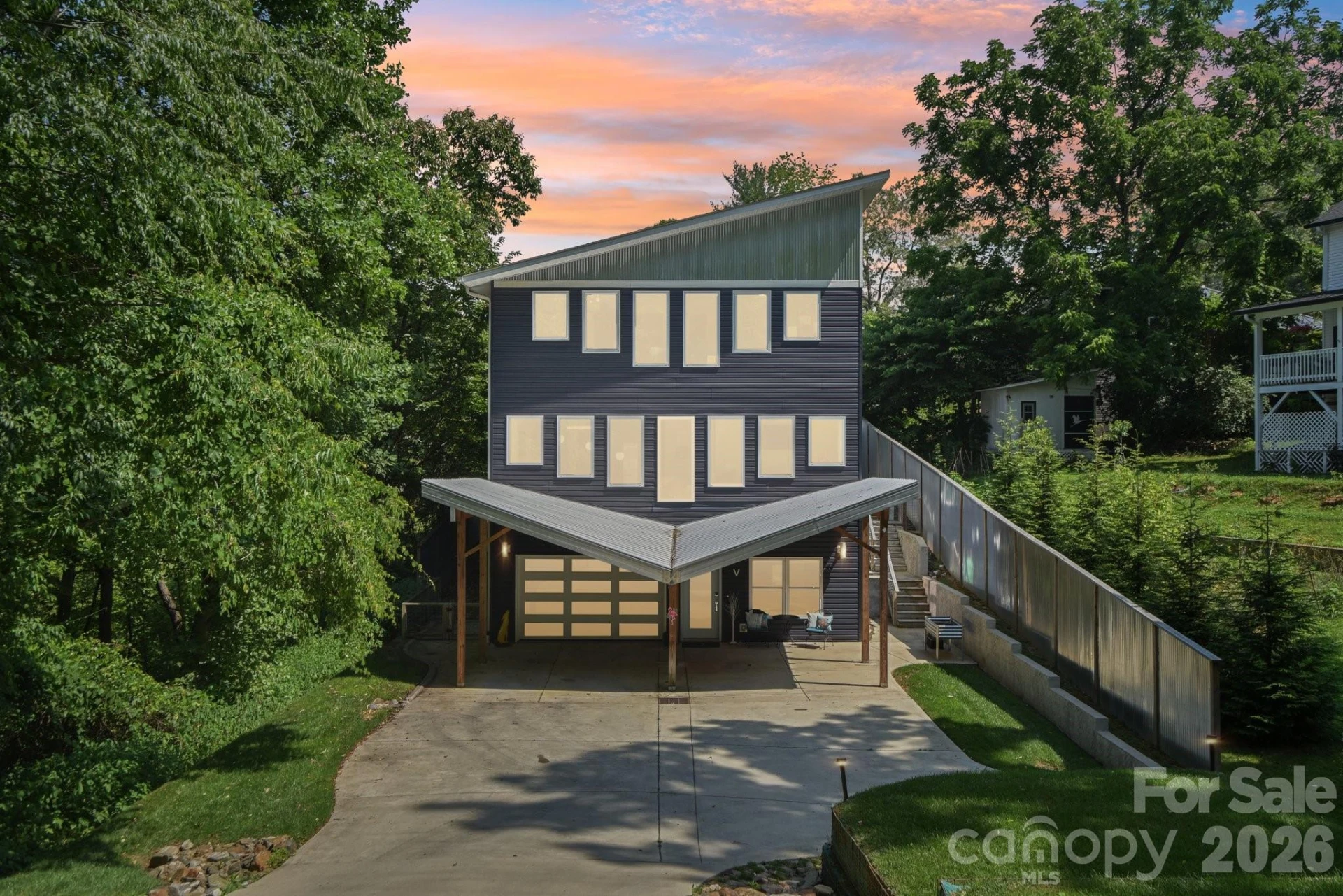 84 West Street - Photo 2