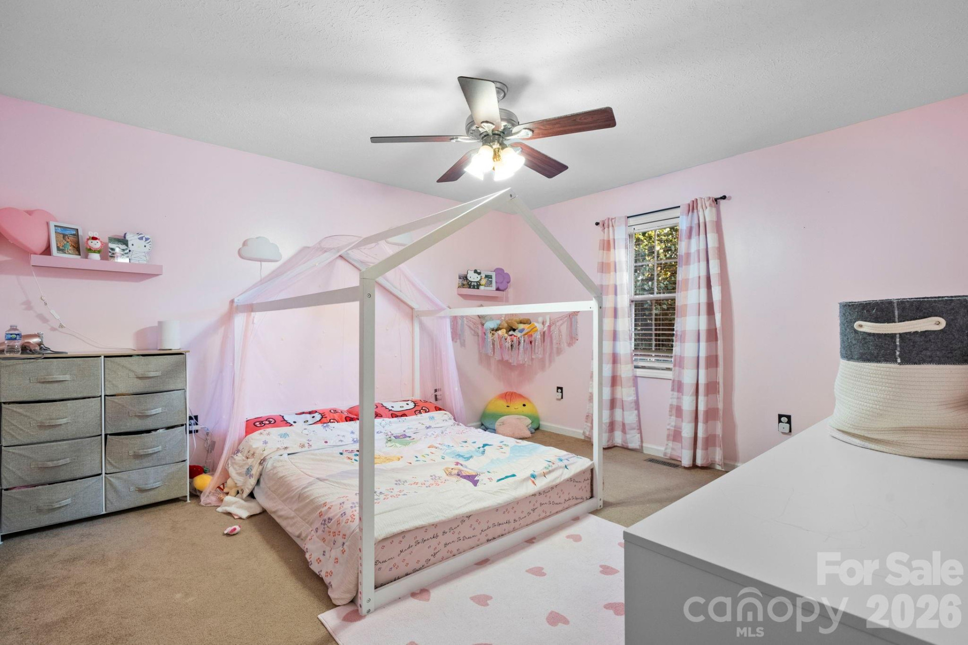 112 Surrey Drive - Photo 12