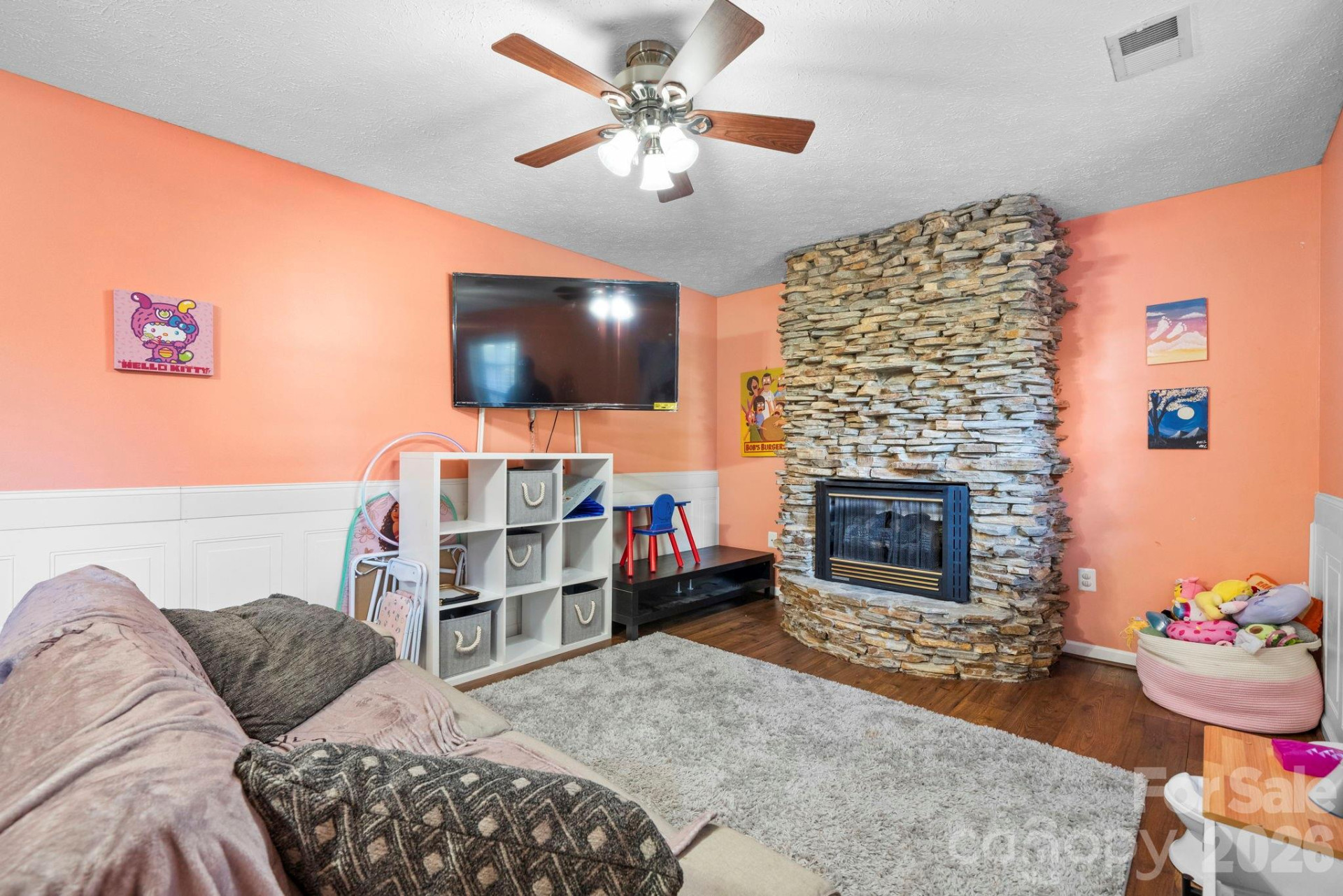 112 Surrey Drive - Photo 16