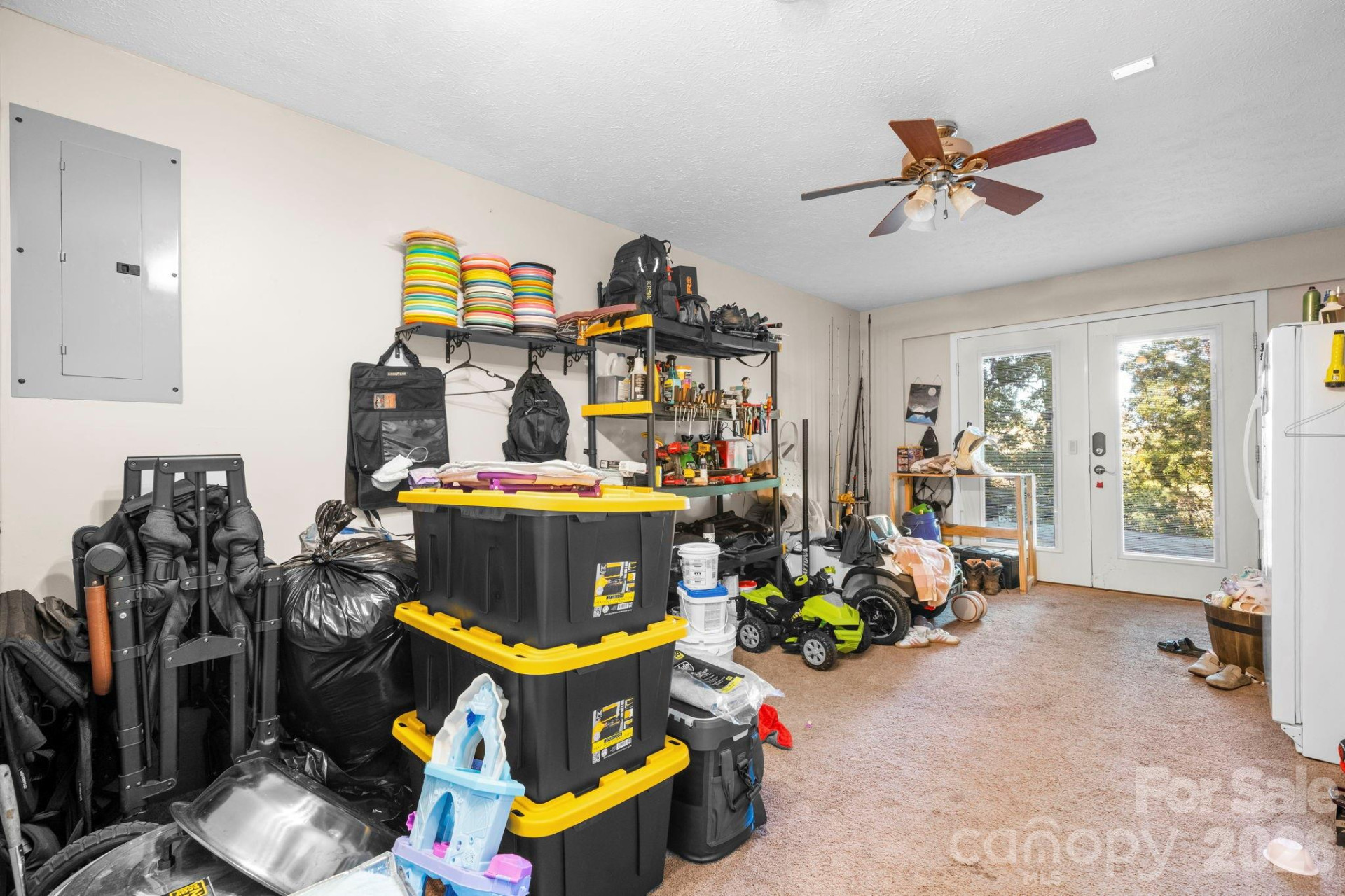 112 Surrey Drive - Photo 18