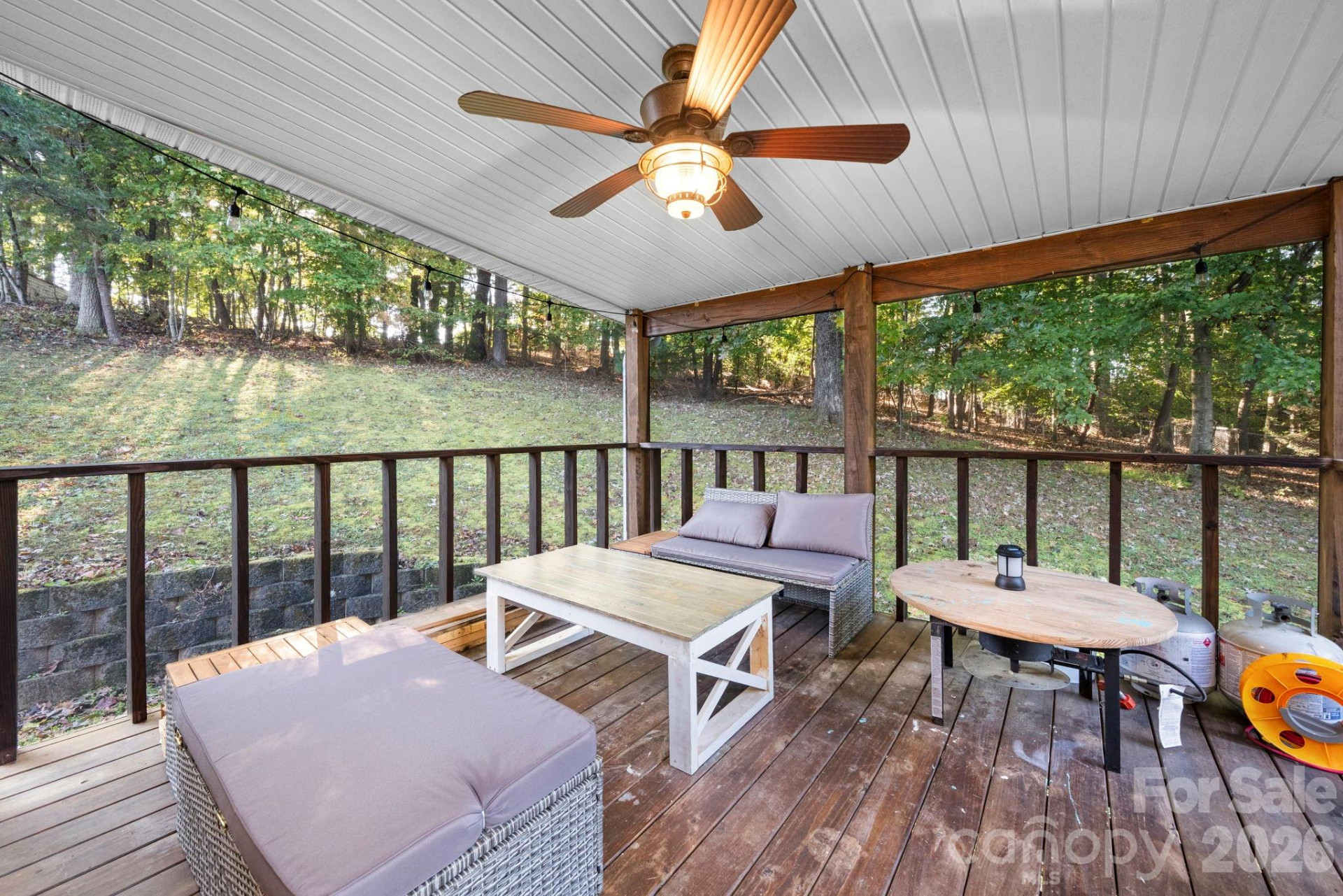112 Surrey Drive - Photo 20
