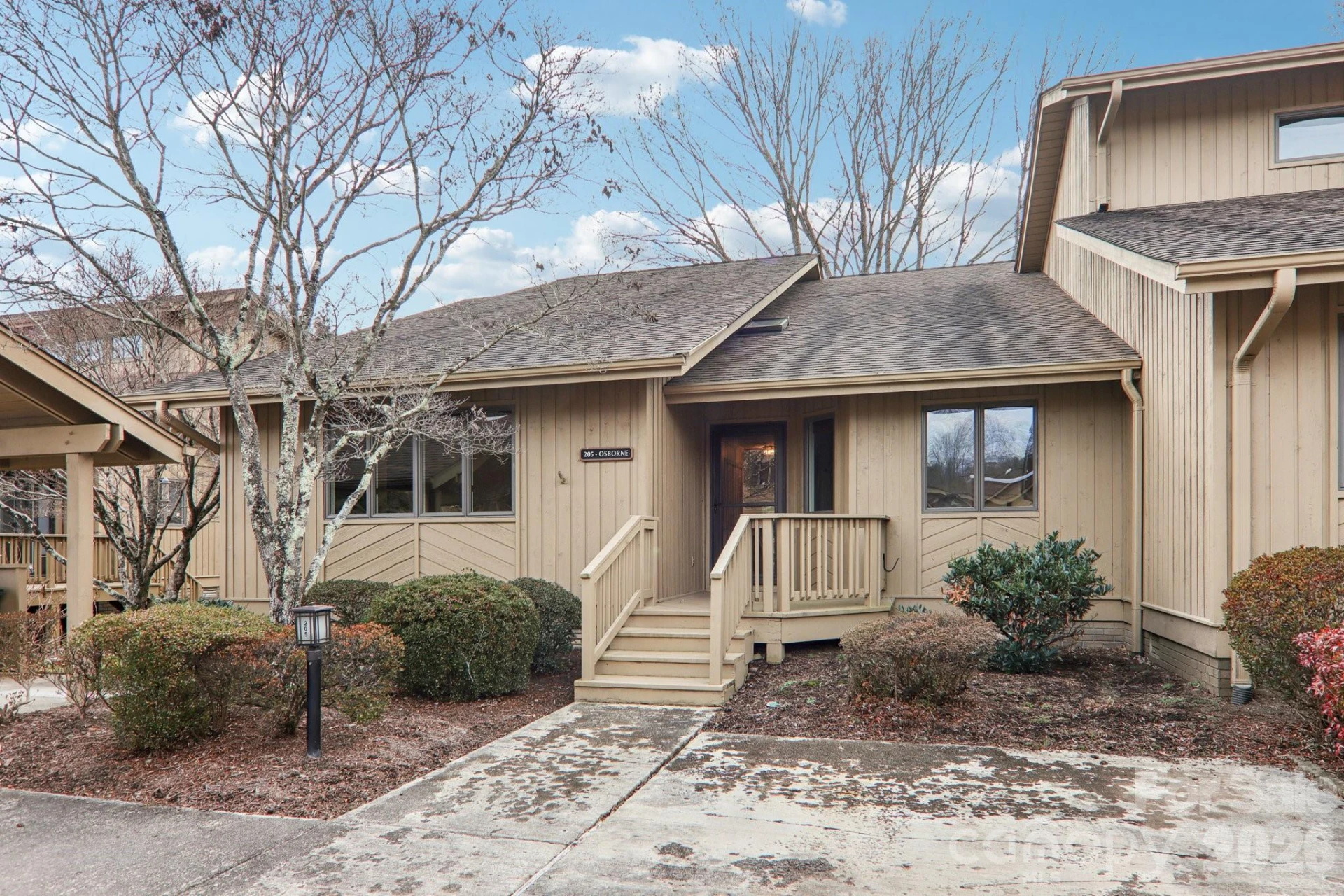 205 Wild Oak Lane