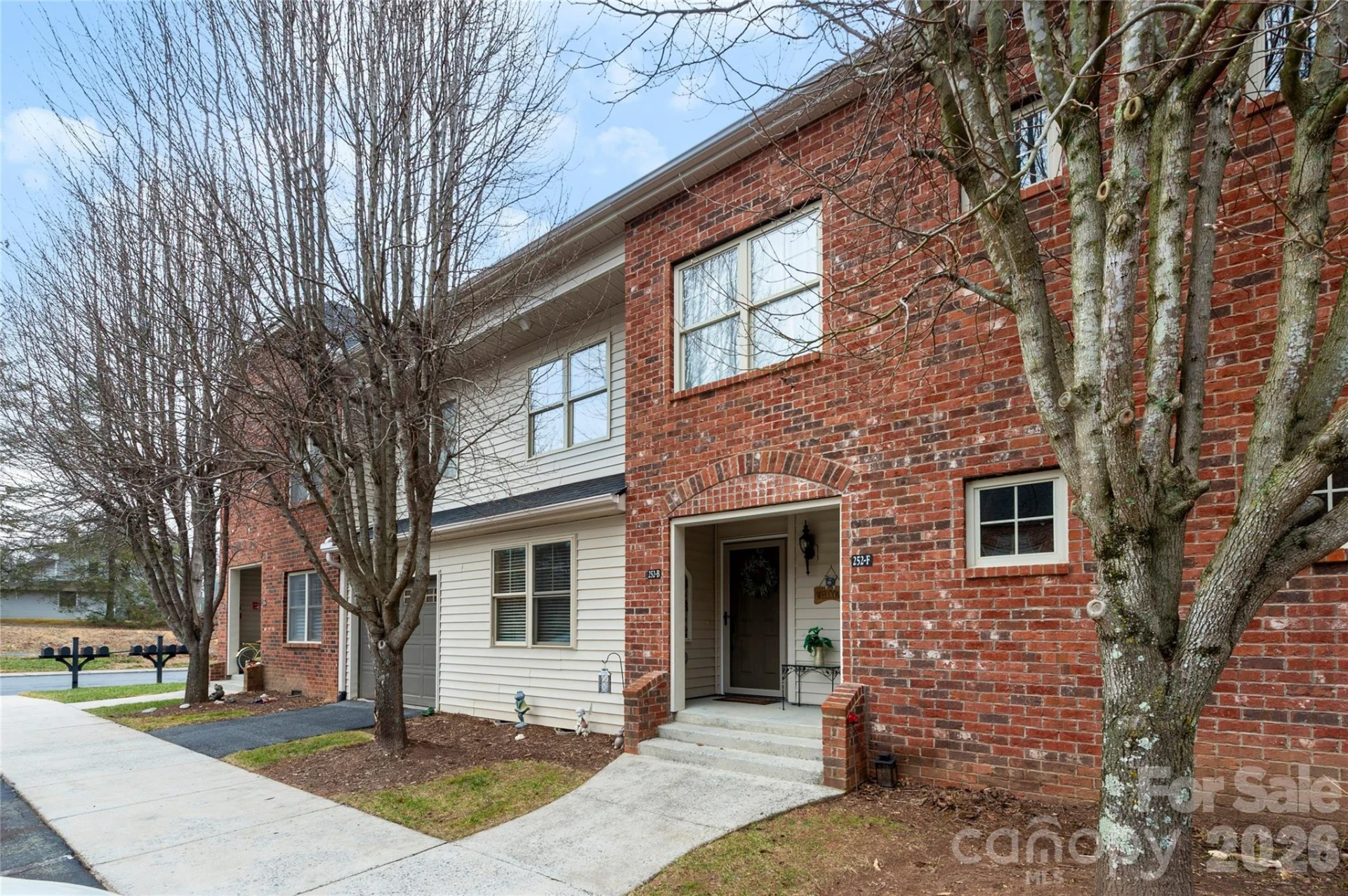 252 Wash Creek Drive #B - Photo 2