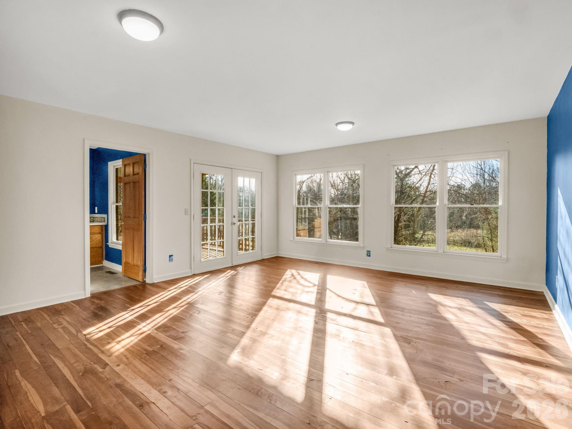 3205 Collinsville Road - Photo 14