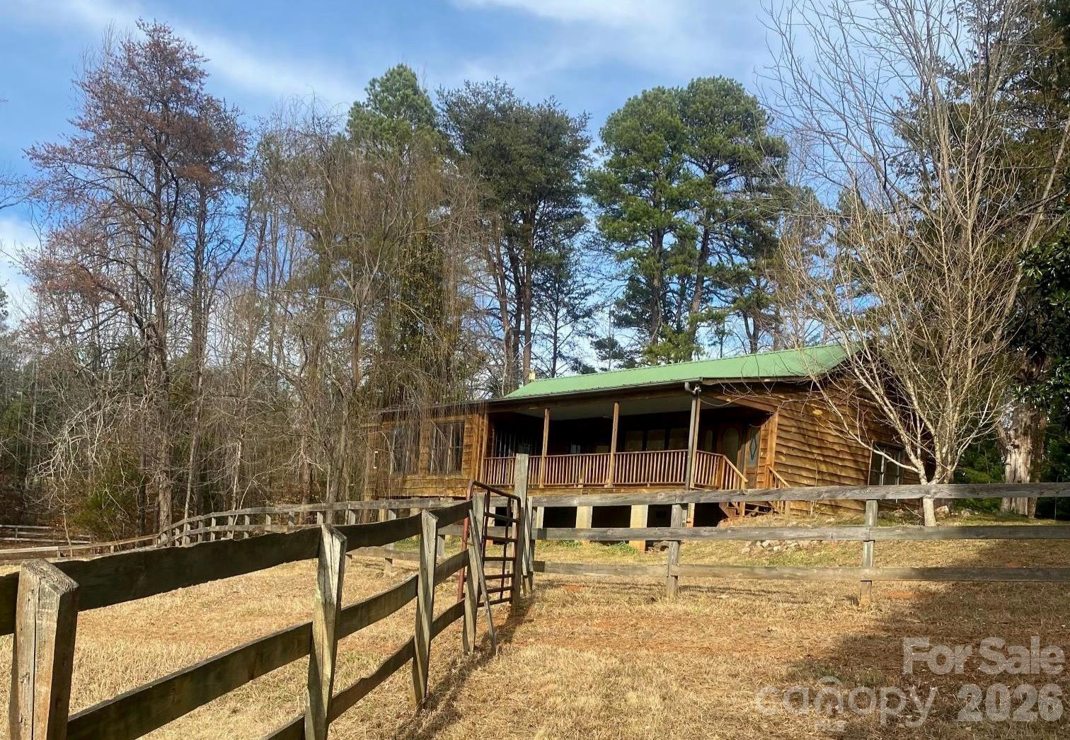 3205 Collinsville Road - Photo 3